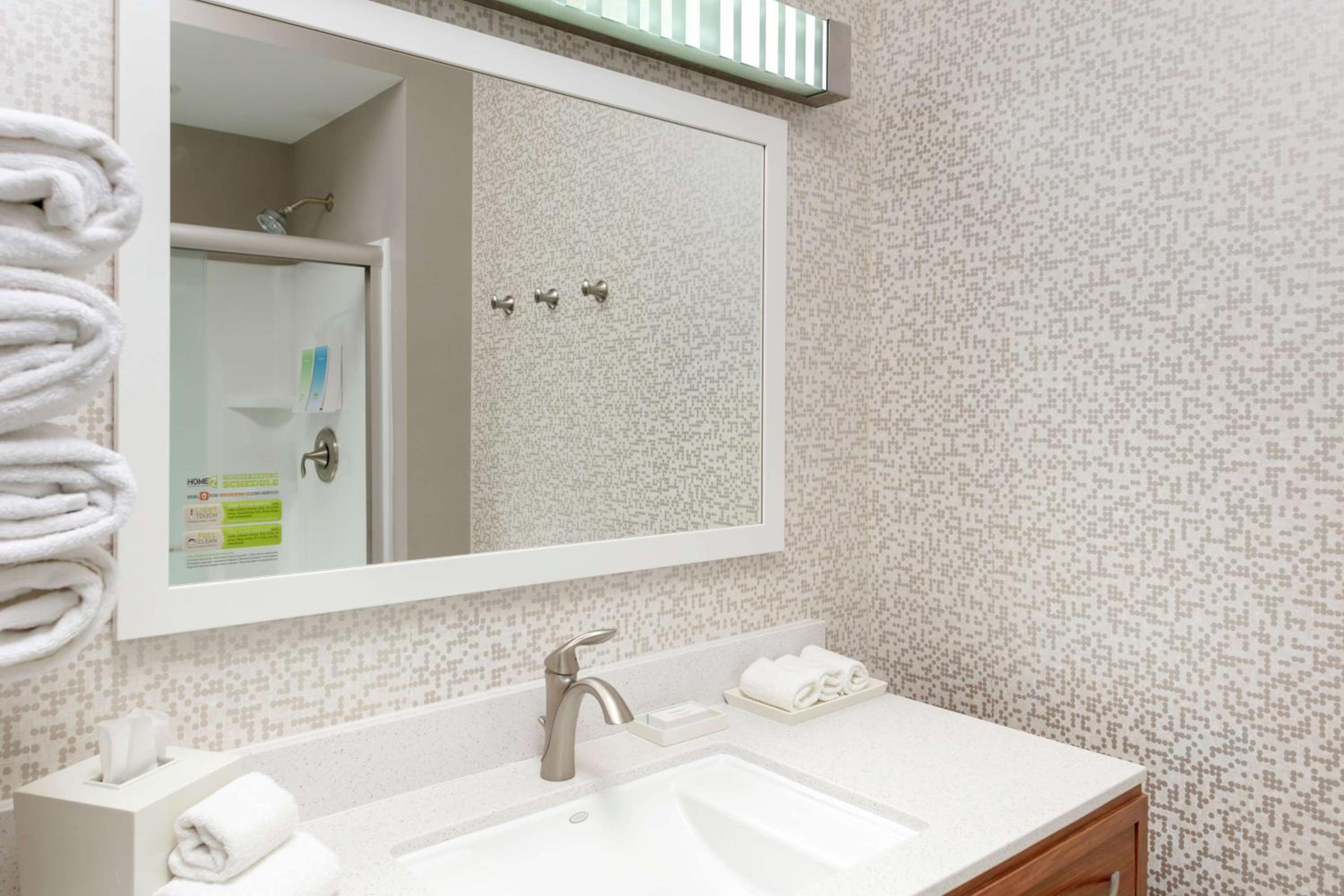 Fayetteville Vacations - Home2 Suites by Hilton Fayetteville Fort Liberty - Property Image 1