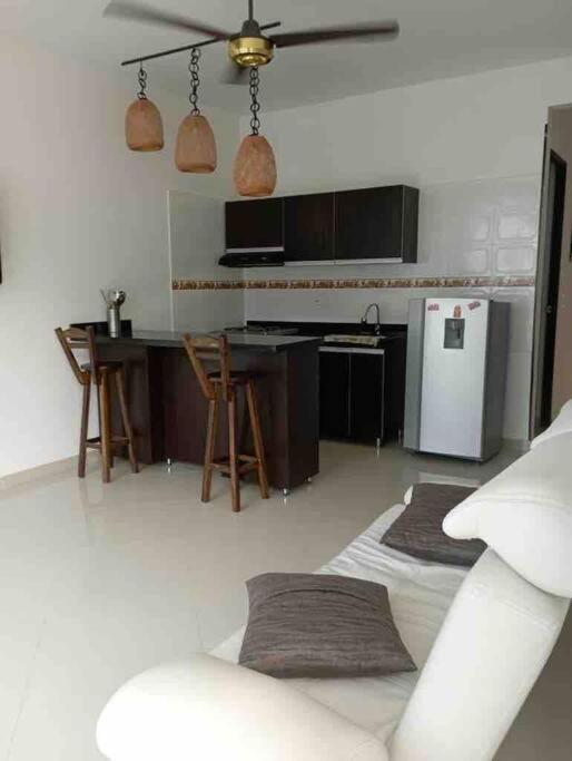 Agradable casa en condominio campestre con piscina