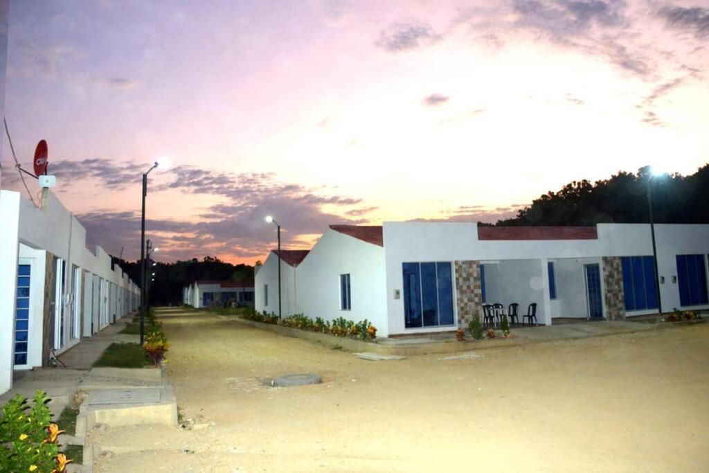 Agradable casa en condominio campestre con piscina