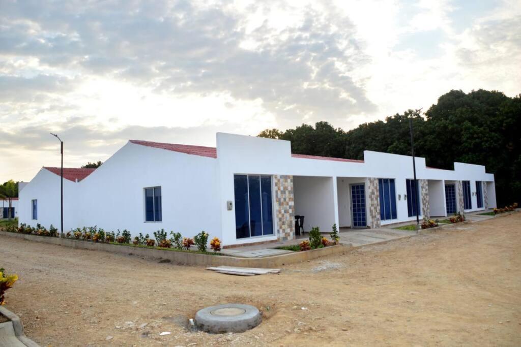 Agradable casa en condominio campestre con piscina
