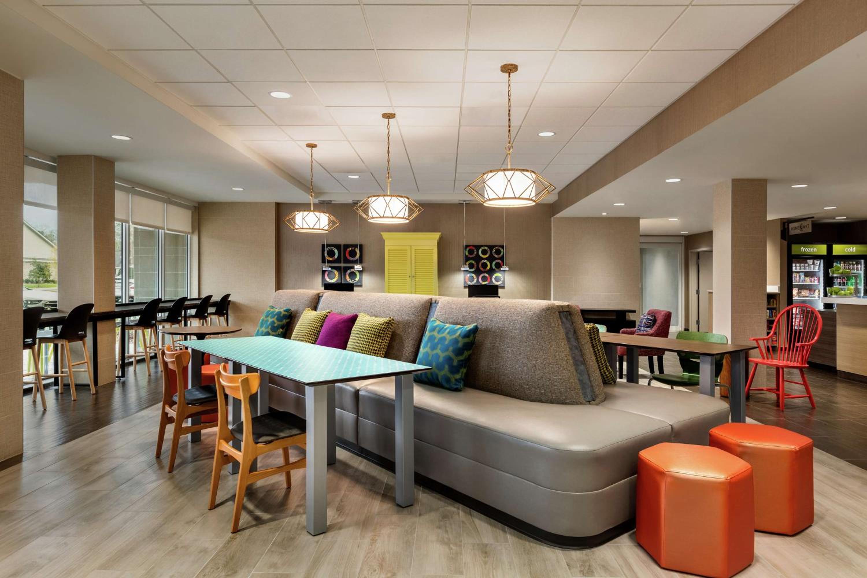 Statesboro Vacations - Home2 Suites By Hilton Statesboro - Property Image 5