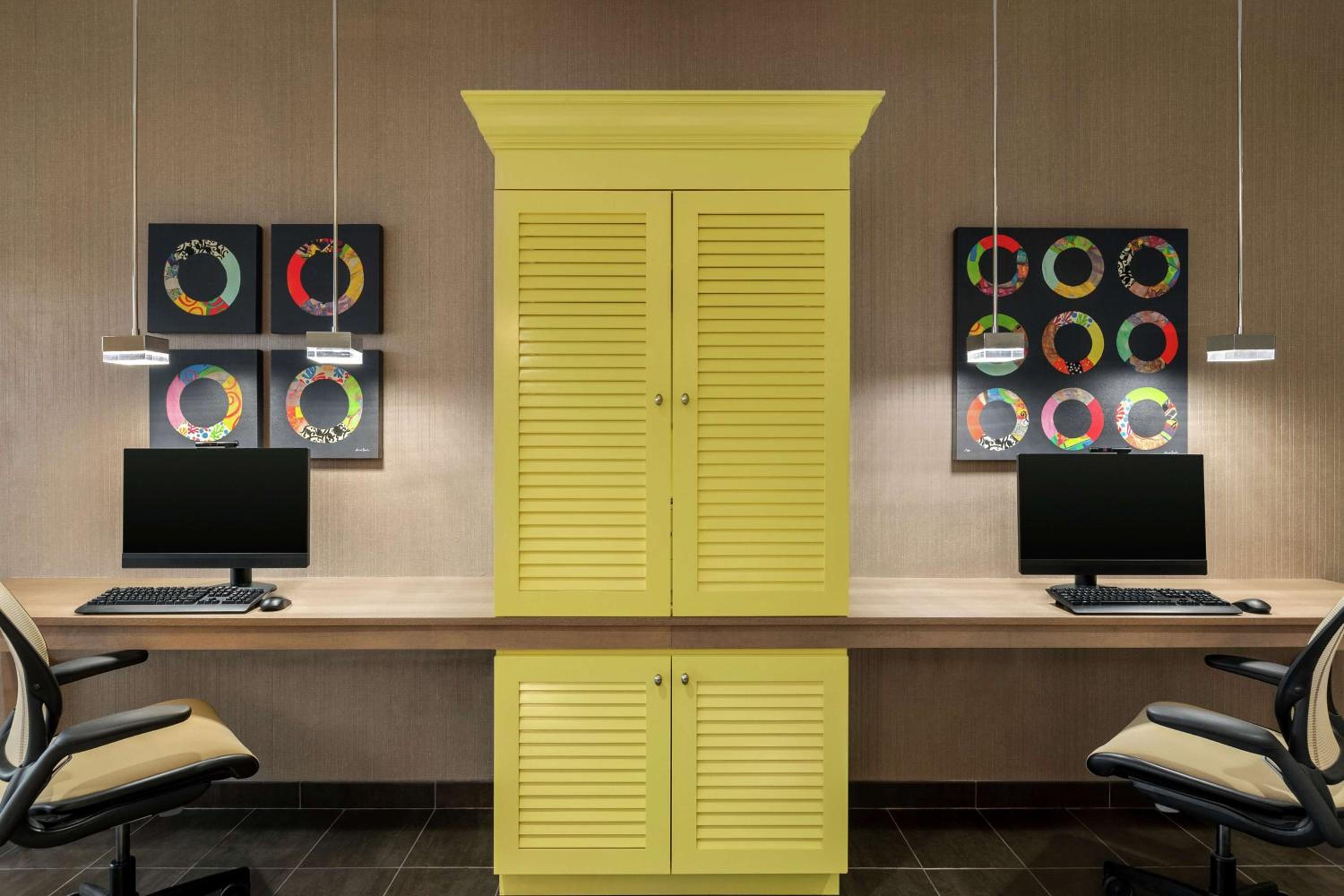Statesboro Vacations - Home2 Suites By Hilton Statesboro - Property Image 2