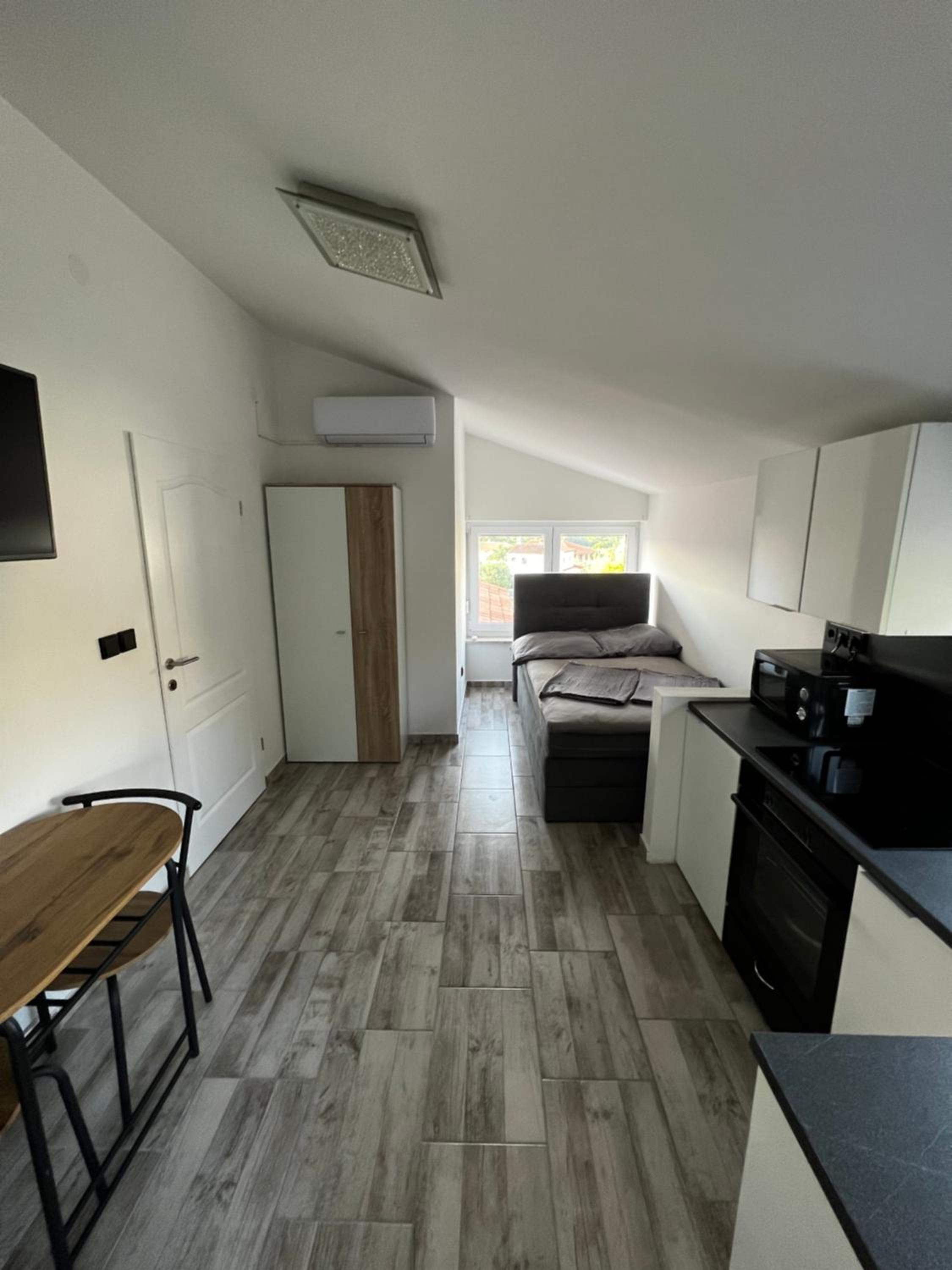 Apartment Stinjan