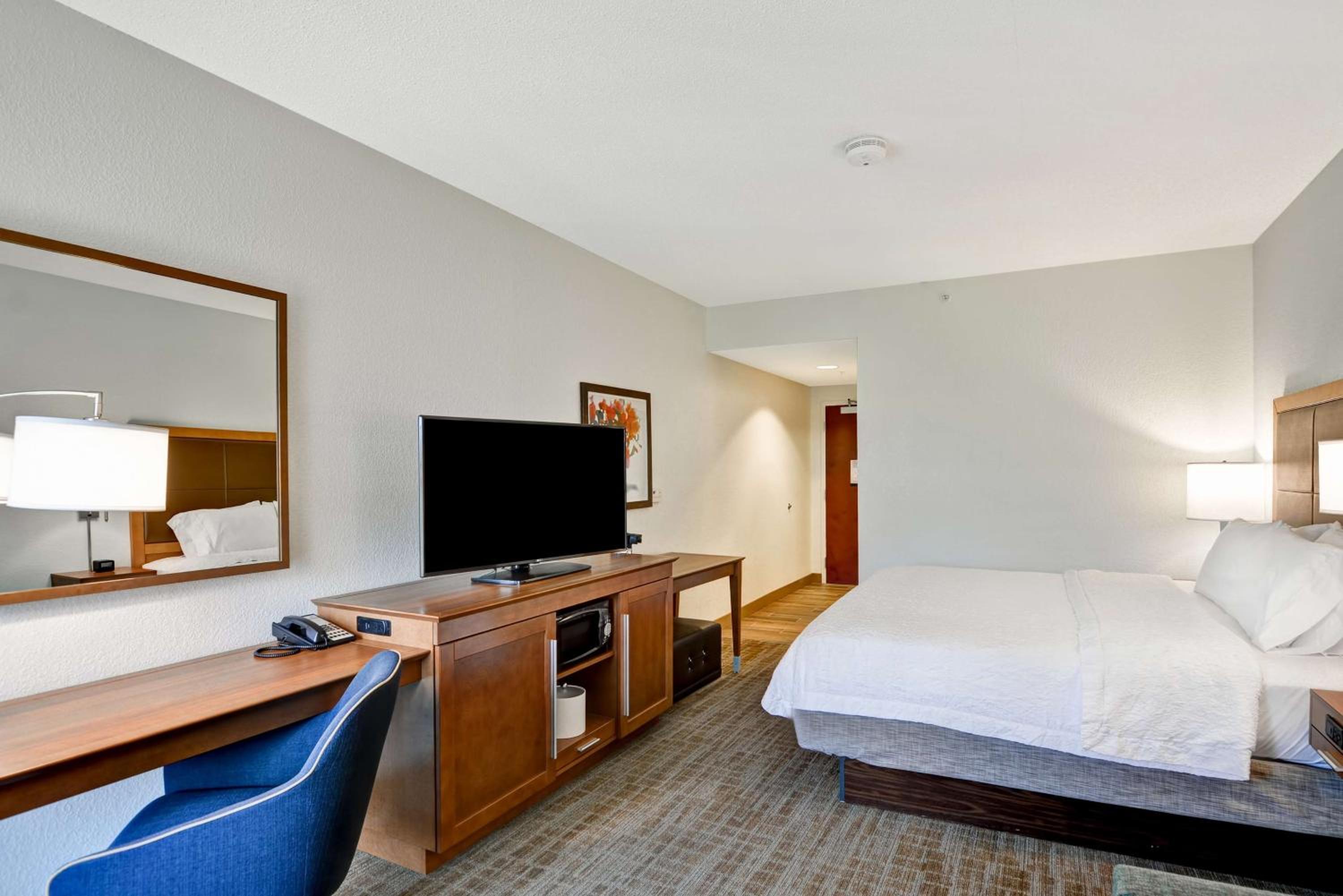 Hampton Inn Palm Beach Gardens - Property Image 6