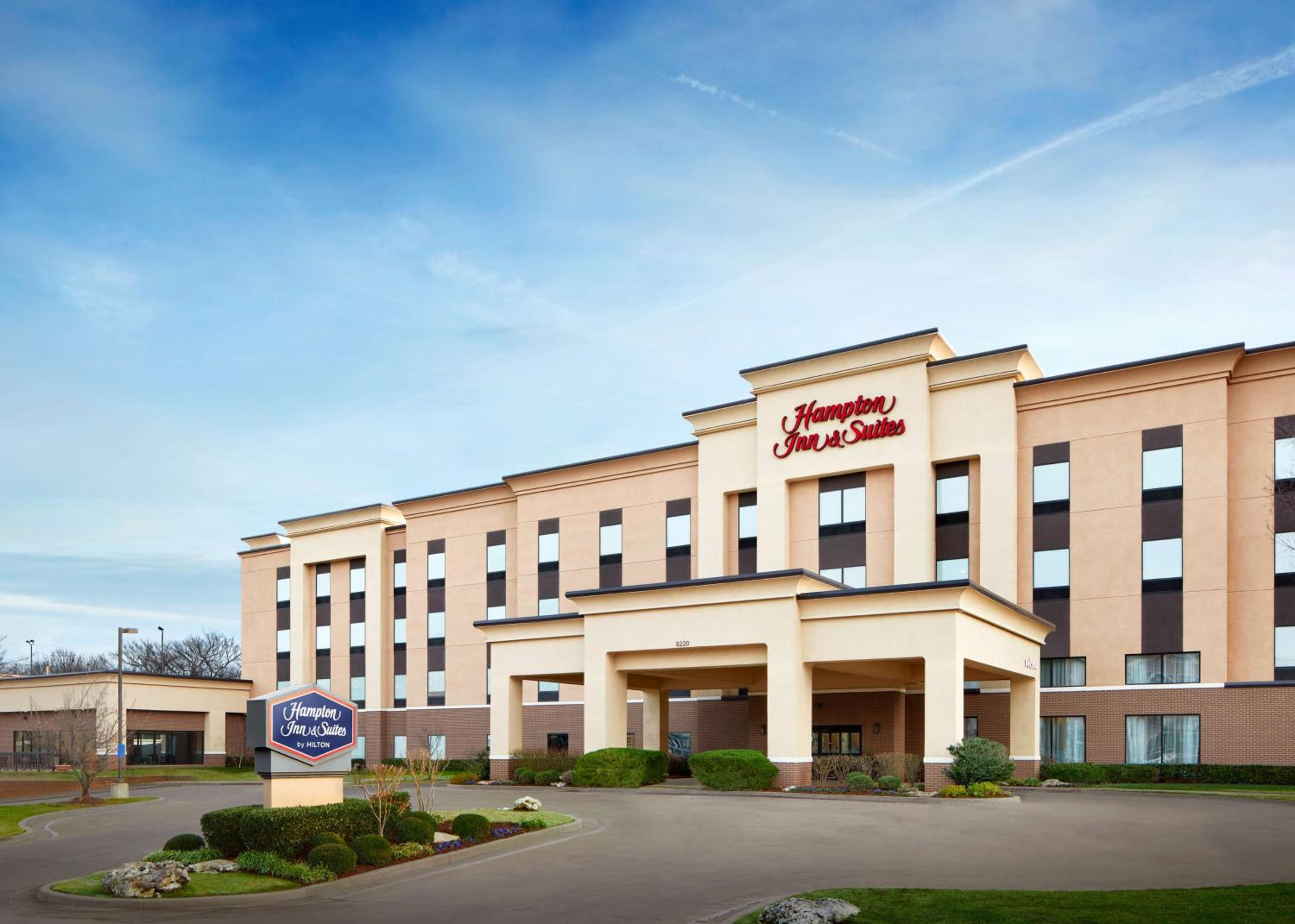 Hotel Hampton Inn & Suites Tulsa South Bixby - Image 1