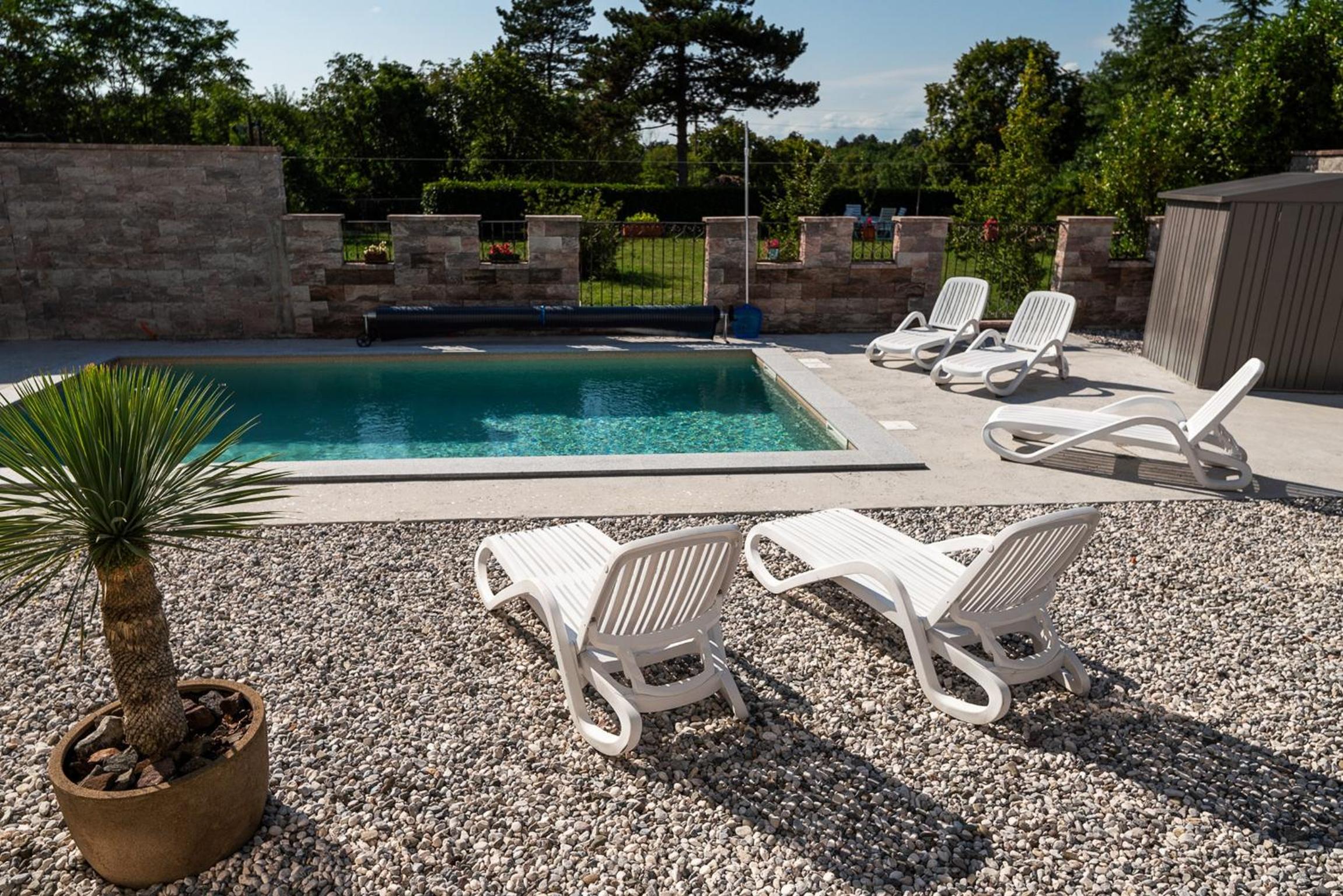 Apartments Kras 24 with Pool view 5