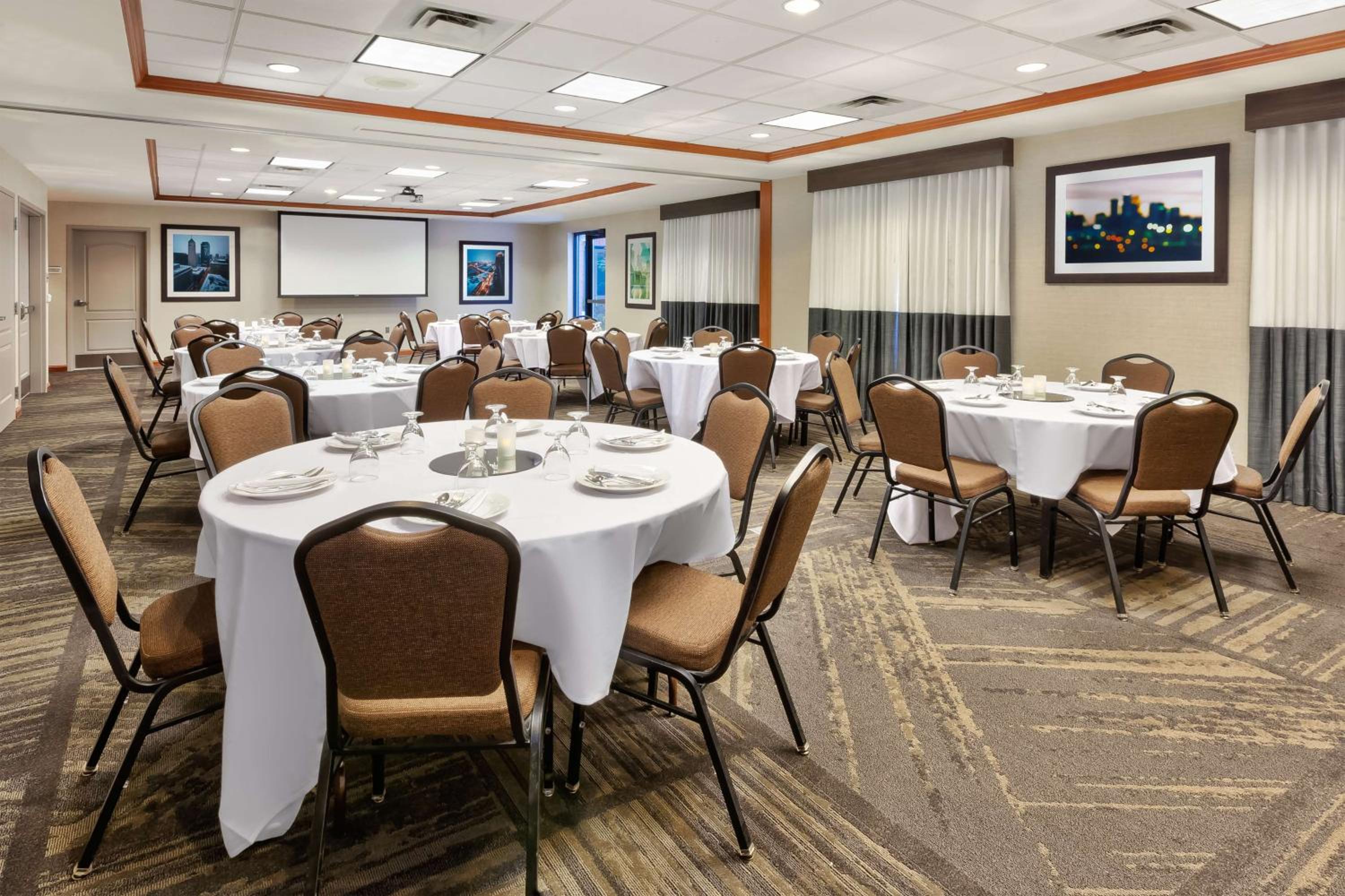 Hilton Garden Inn Minneapolis Maple Grove - Property Image 7