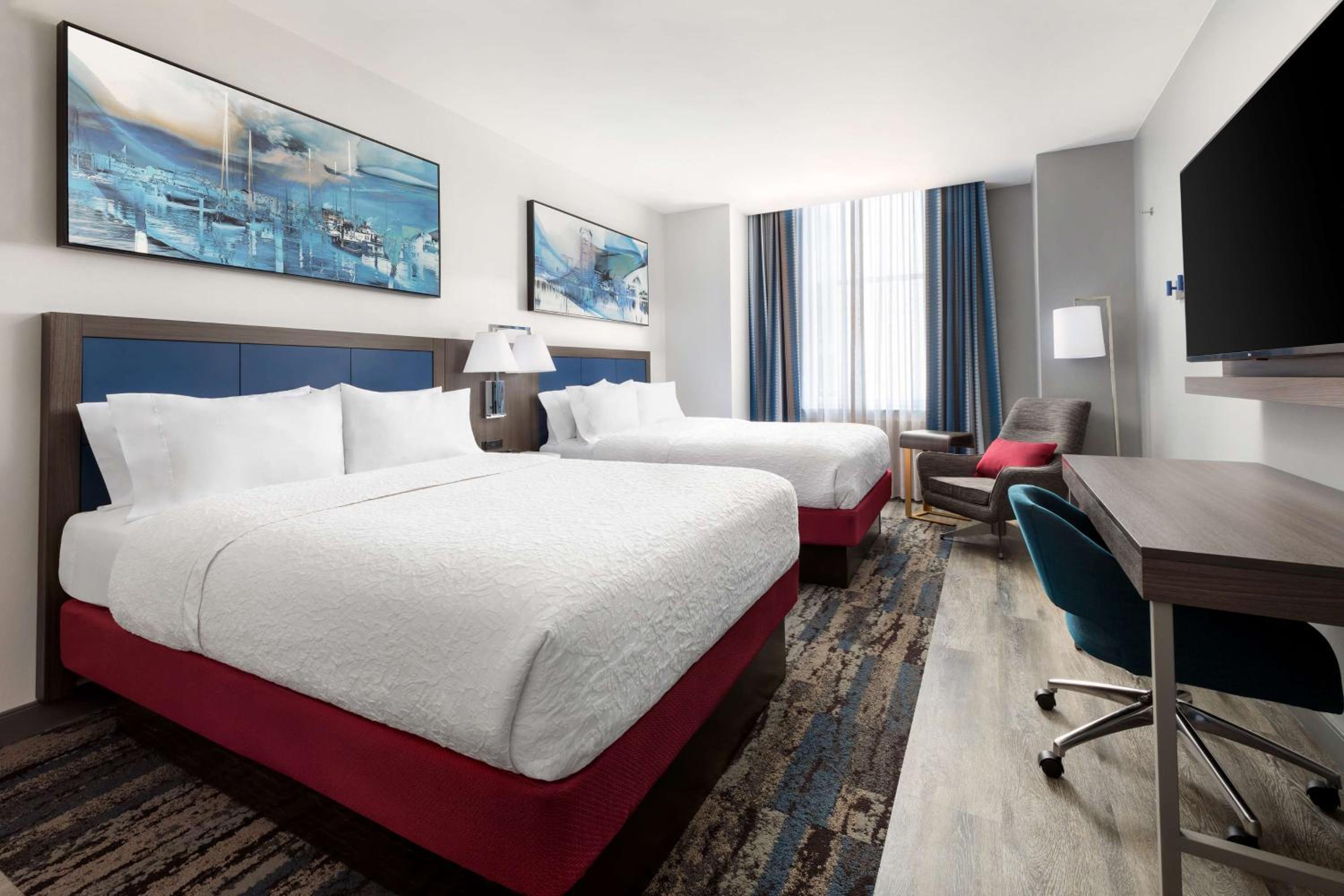 Hampton Inn  Suites Baltimore Inner Harbor - Property Image 6