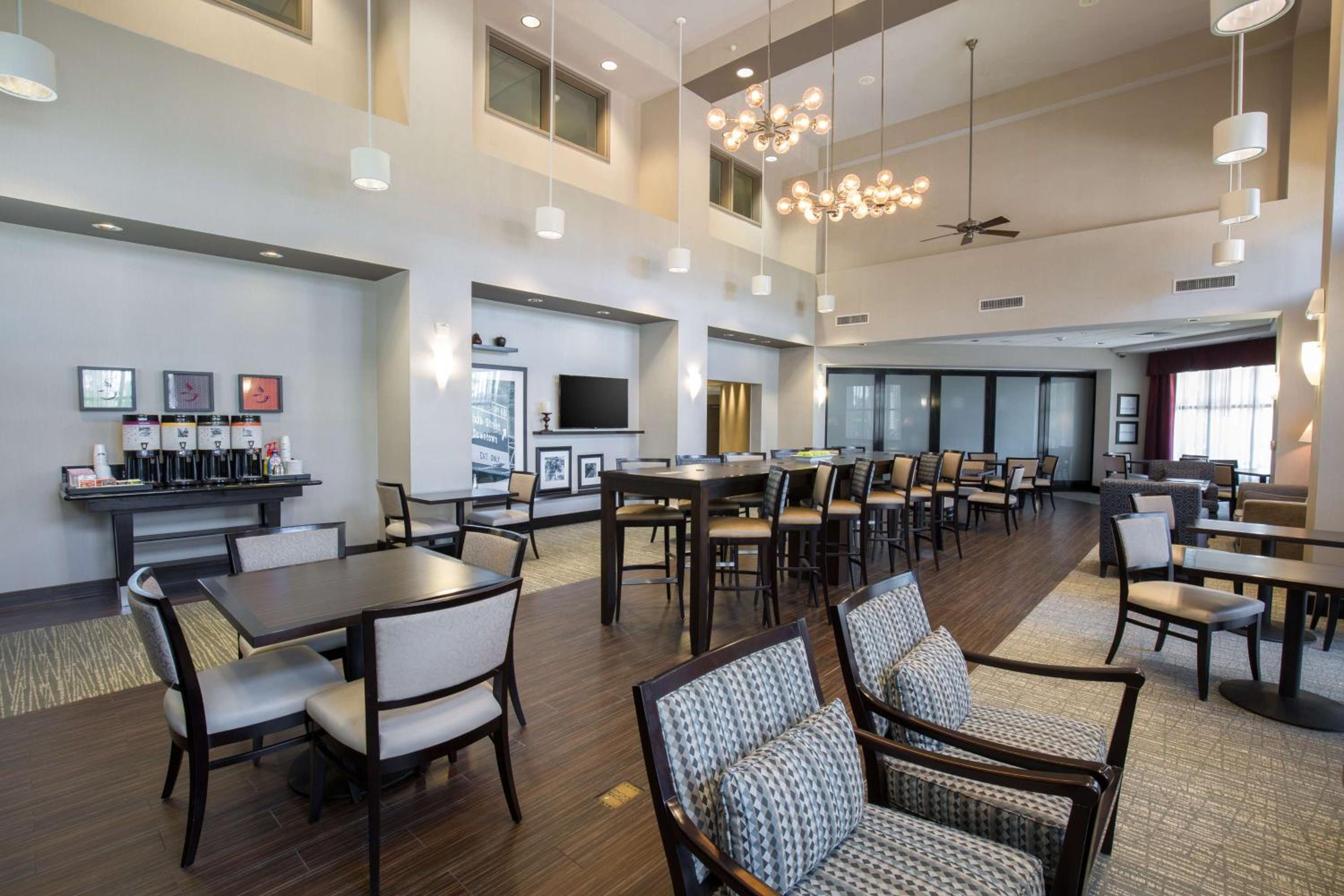 Hampton Inn Suites San Diego-Poway - Property Image 23