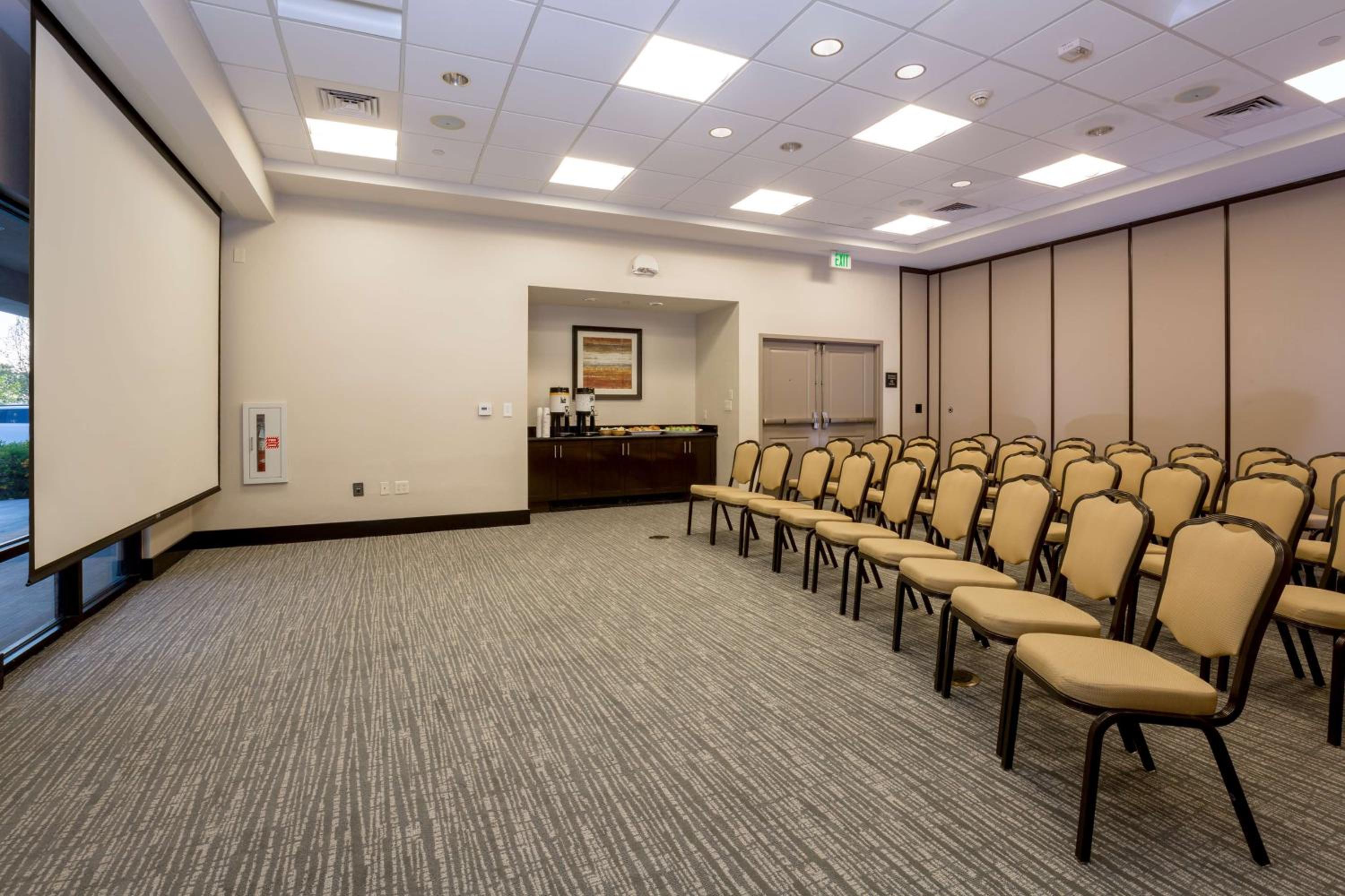 Hampton Inn Suites San Diego-Poway - Property Image 36