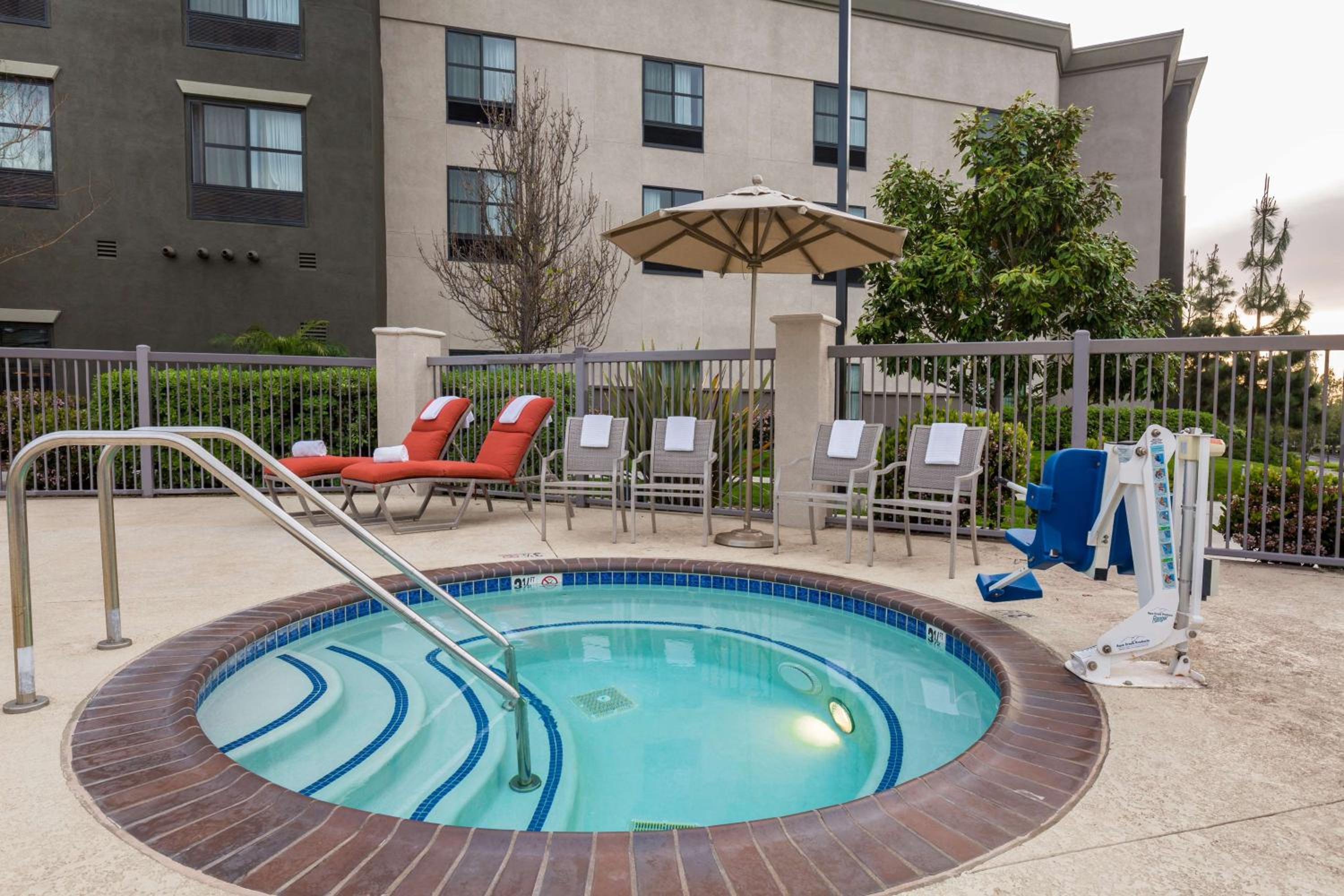 Hampton Inn Suites San Diego-Poway - Property Image 38