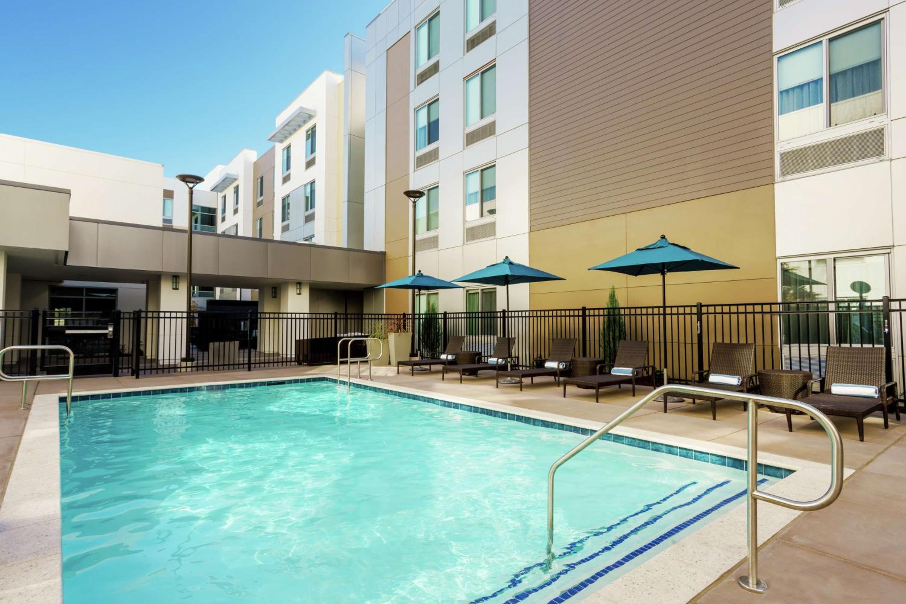 San Jose Vacations - Homewood Suites By Hilton San Jose Santa Clara - Property Image 4