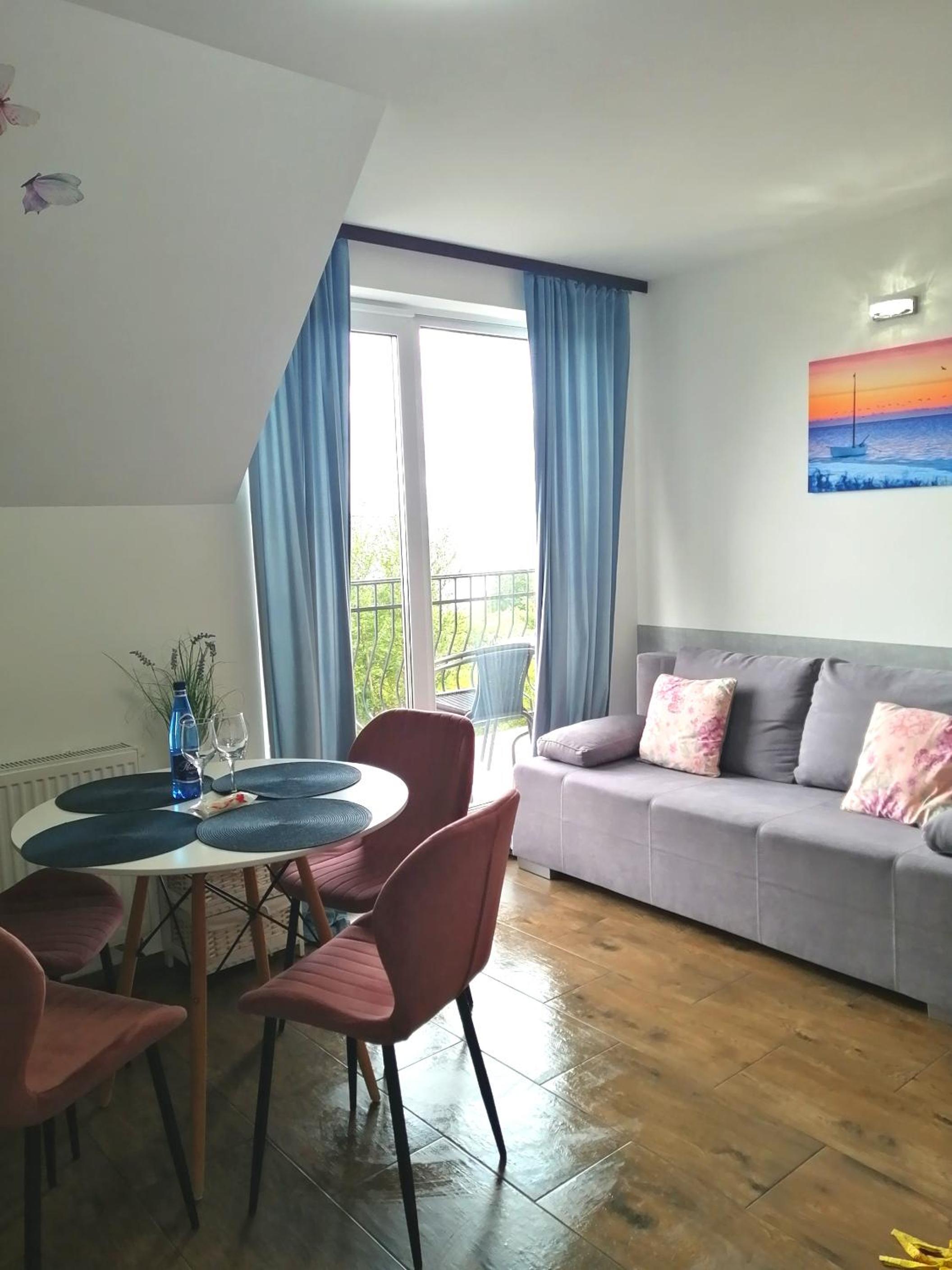 Apartamenty WIKTORIA morska18 view 2