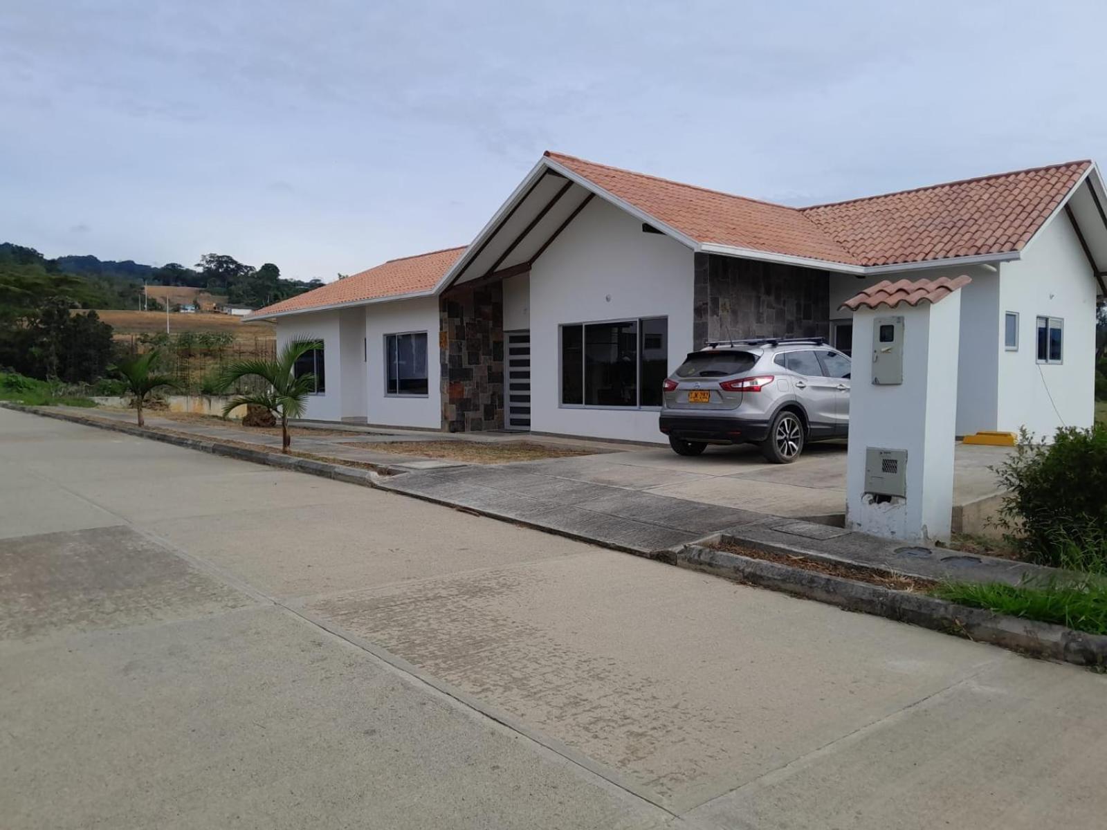CASA CAMPESTRE COMPLETa