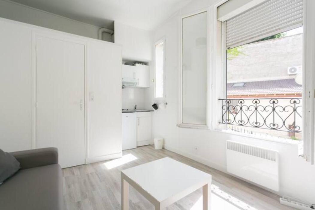 Charming Parisian studio!