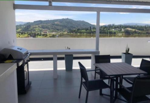 APARTAMENTO FAMILIAR EN PAIPA RÚSTlCO 70-9