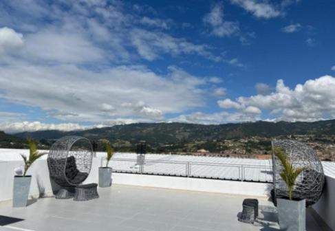 APARTAMENTO FAMILIAR EN PAIPA RÚSTlCO 70-9