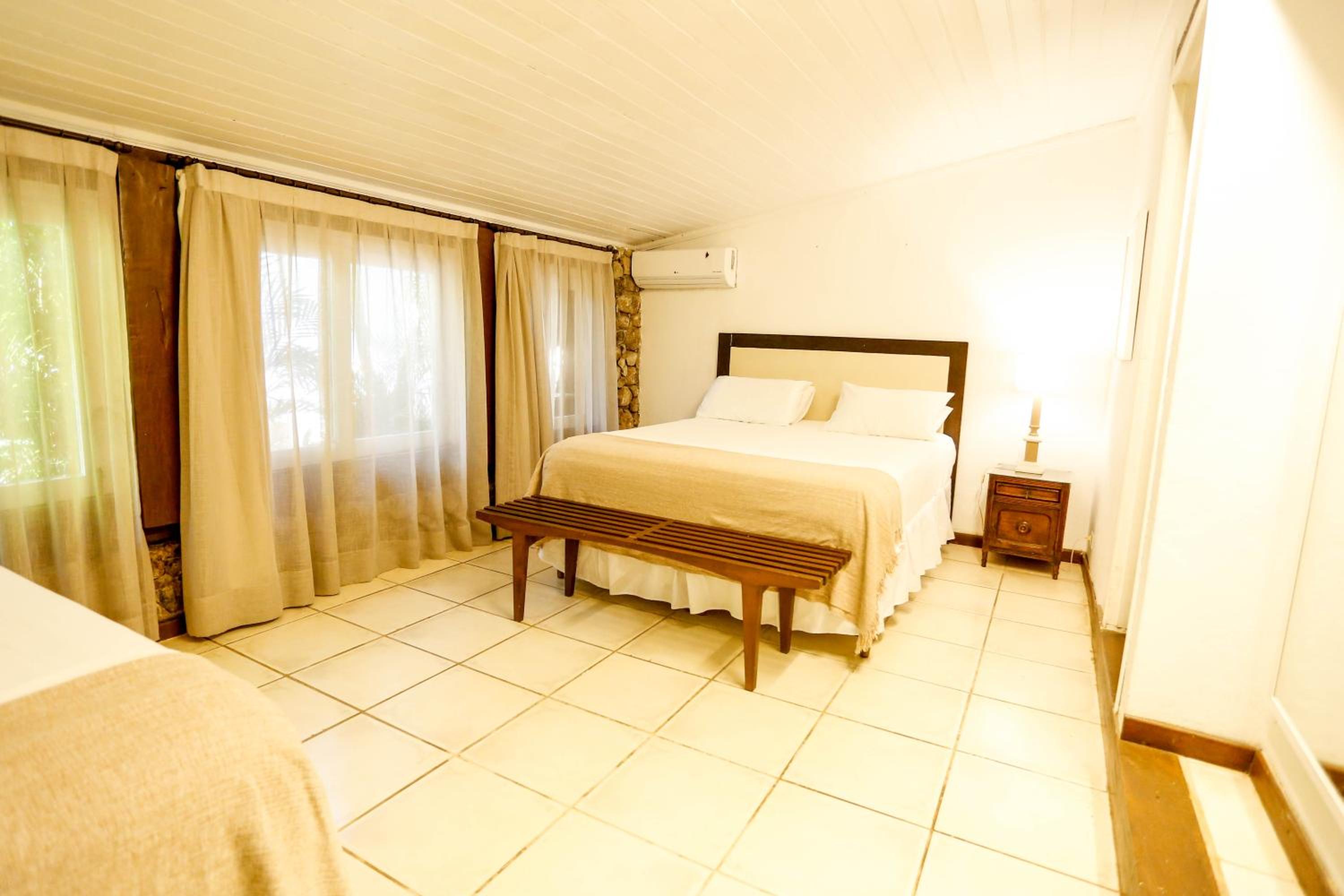 Vila Siriúba Hotel