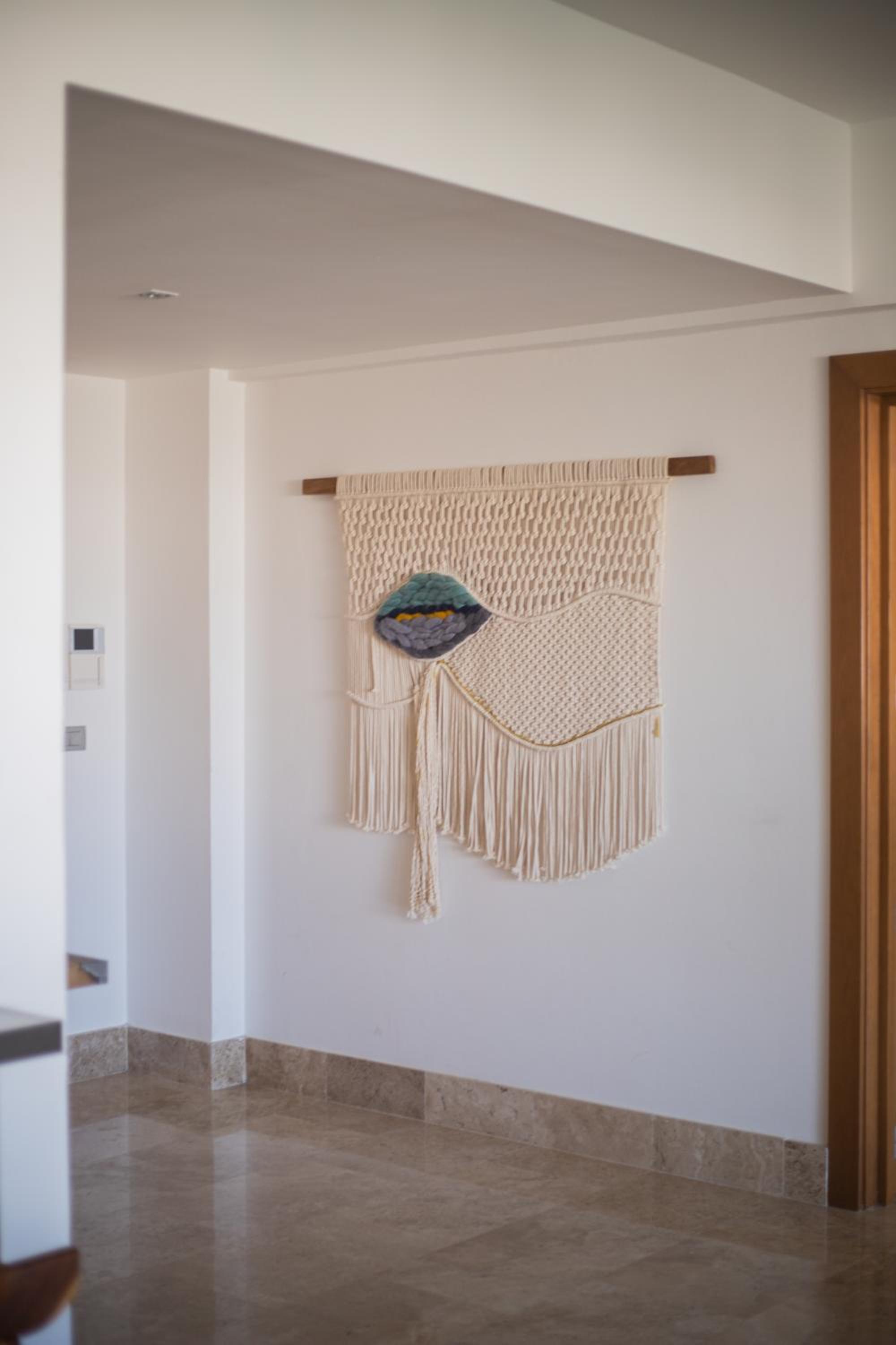 Beautiful apartment by the beach!