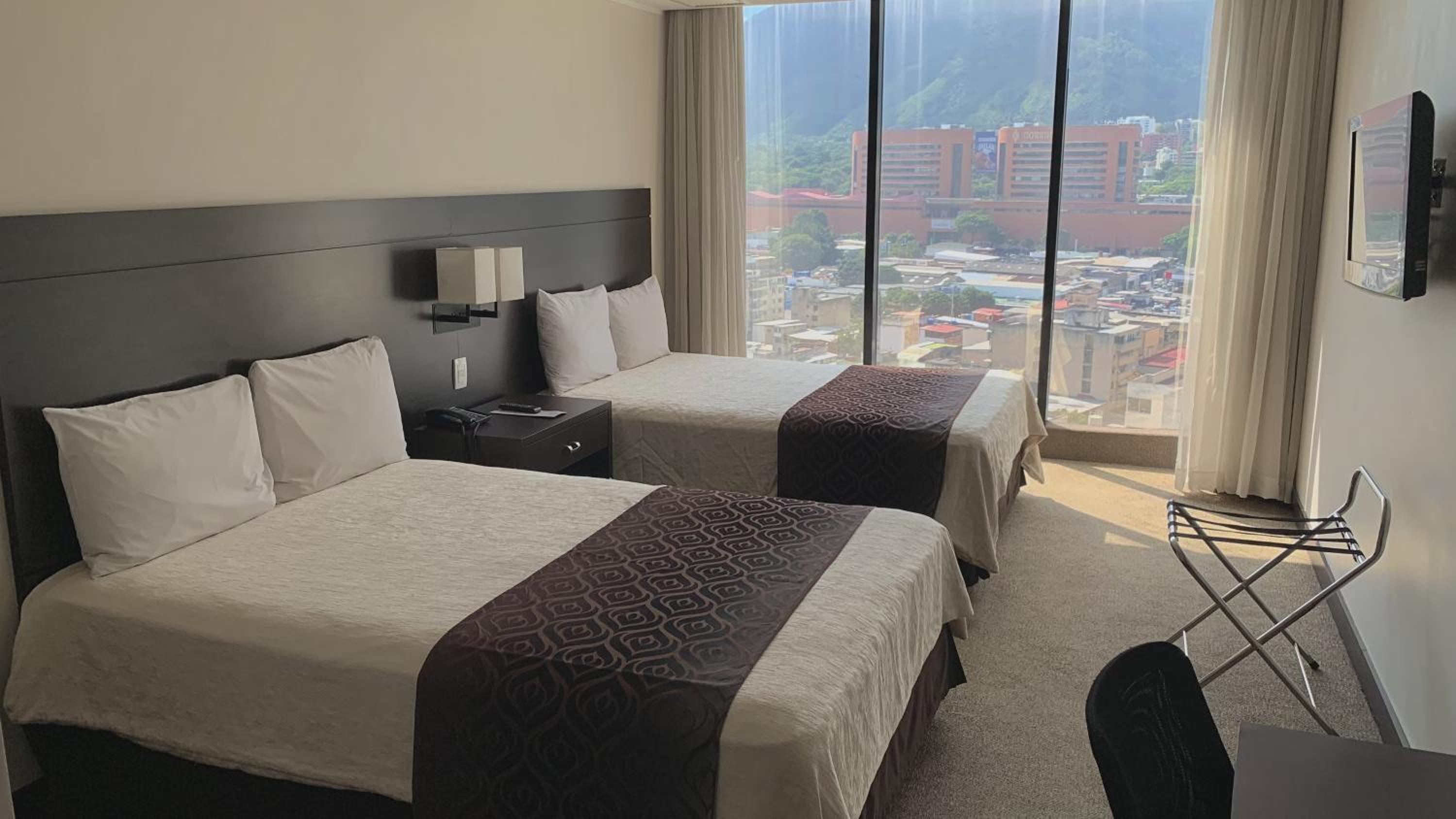 Caracas Vacations - HOTEL CHACAO SUITES - Property Image 7