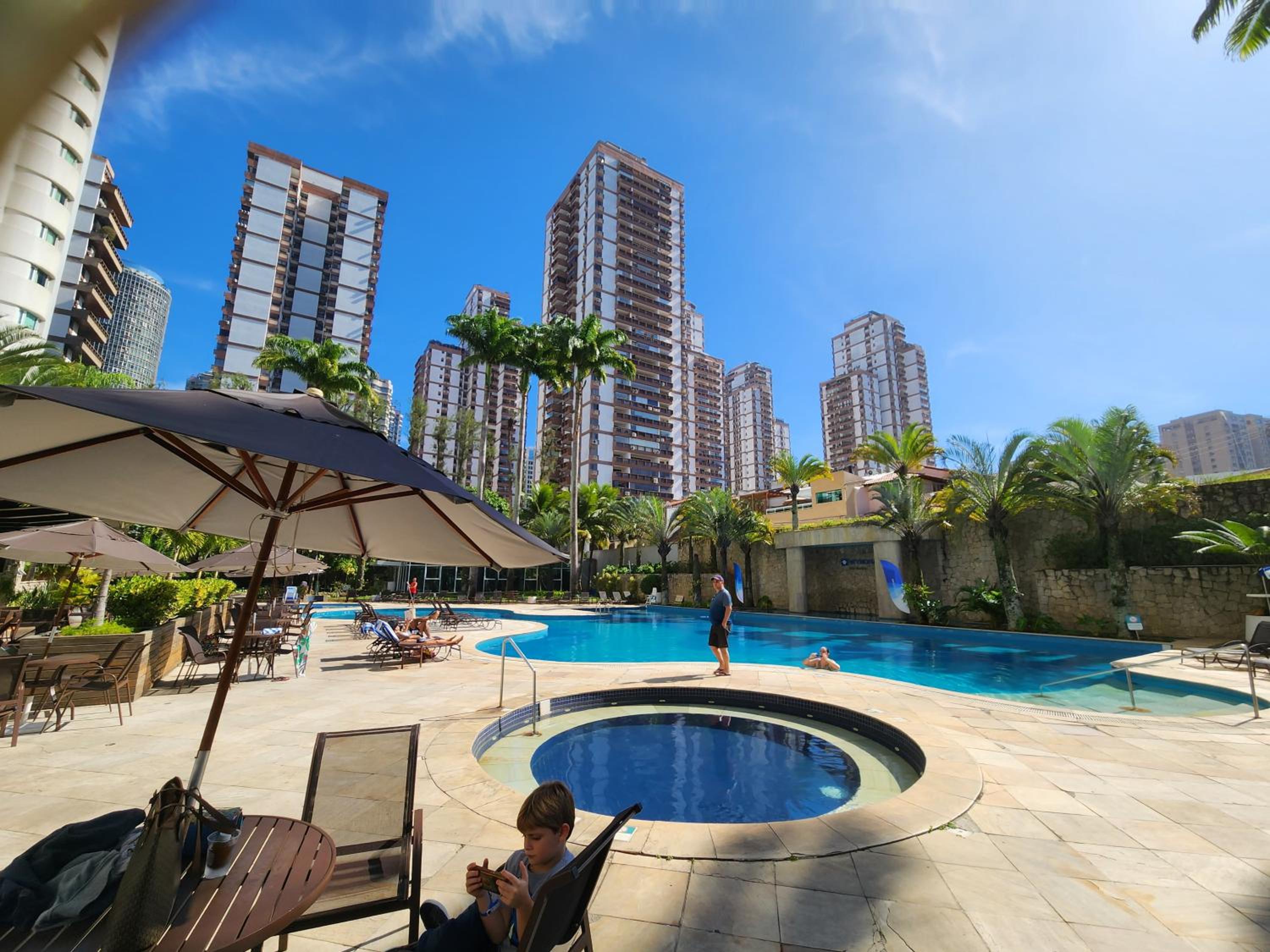 Flat Barra da Tijuca Resort Urbano beira mar
