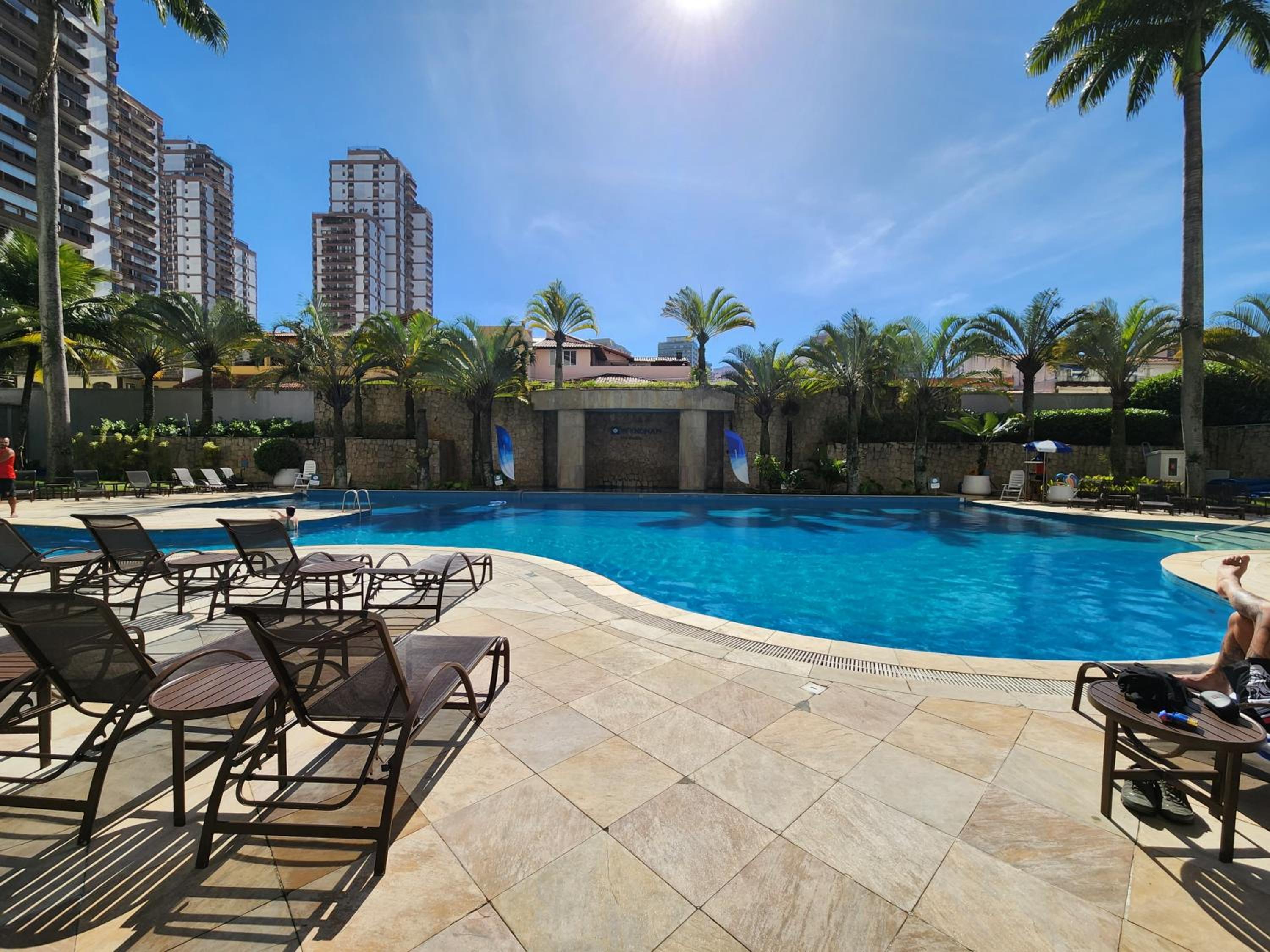 Flat Barra da Tijuca Resort Urbano beira mar