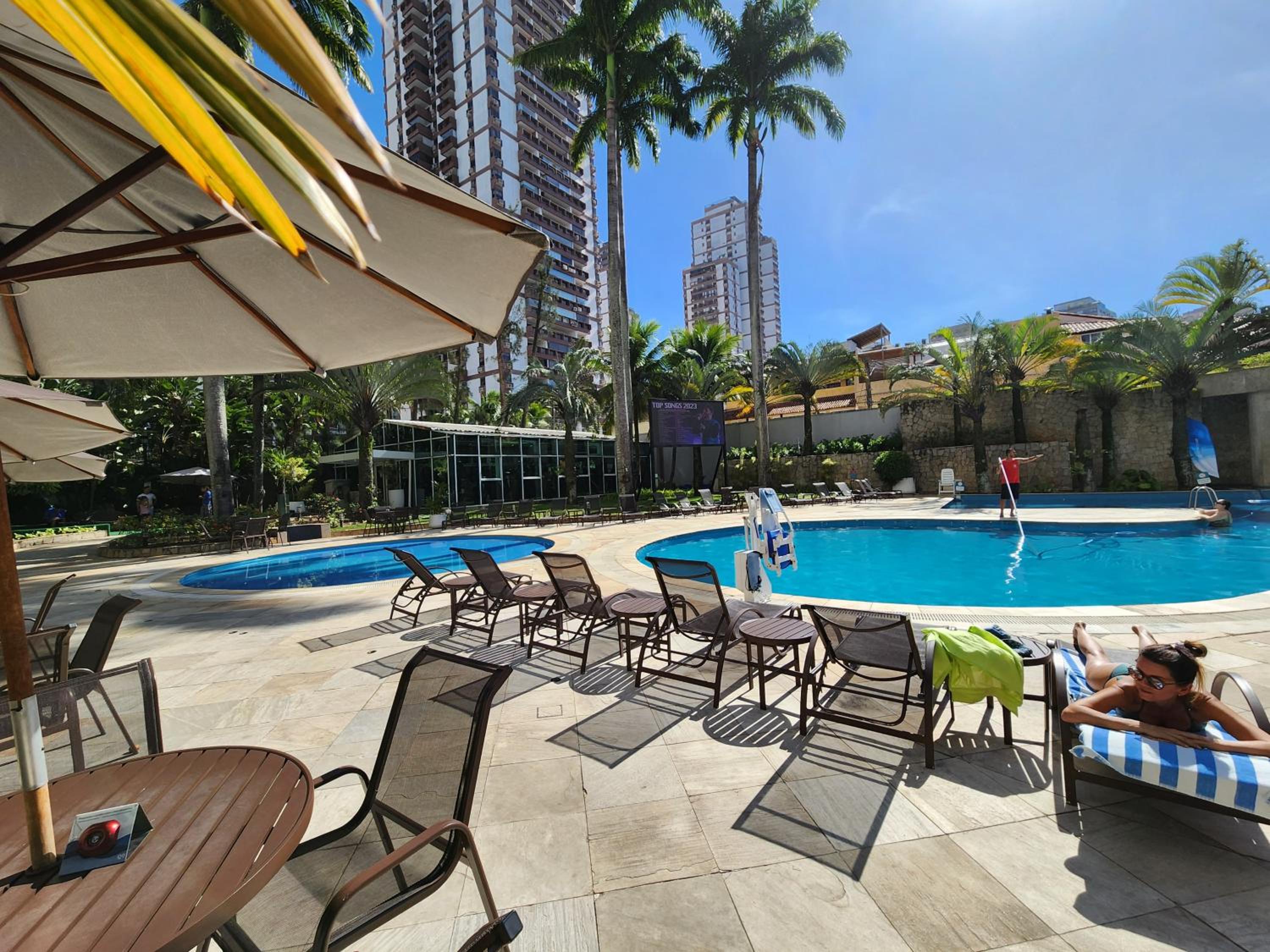 Flat Barra da Tijuca Resort Urbano beira mar