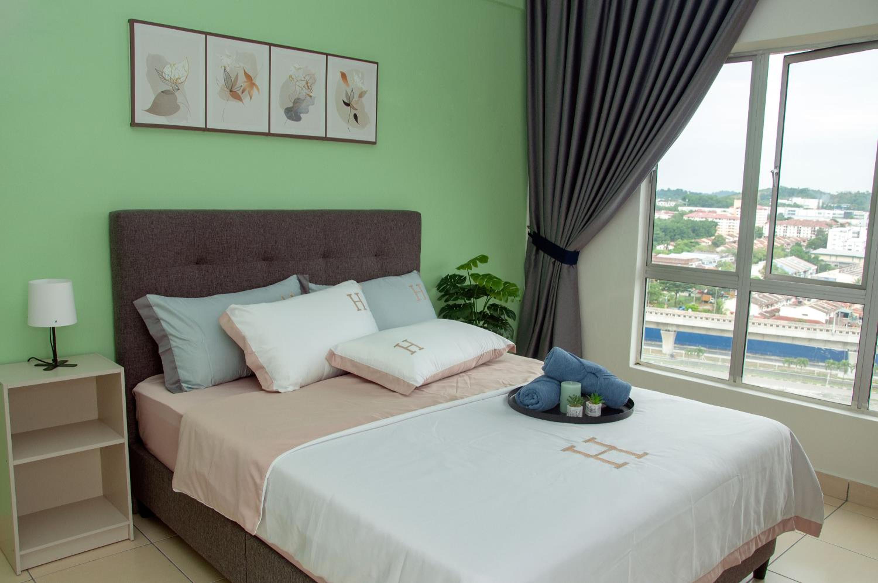 Five H Family Service Apartment photo 6