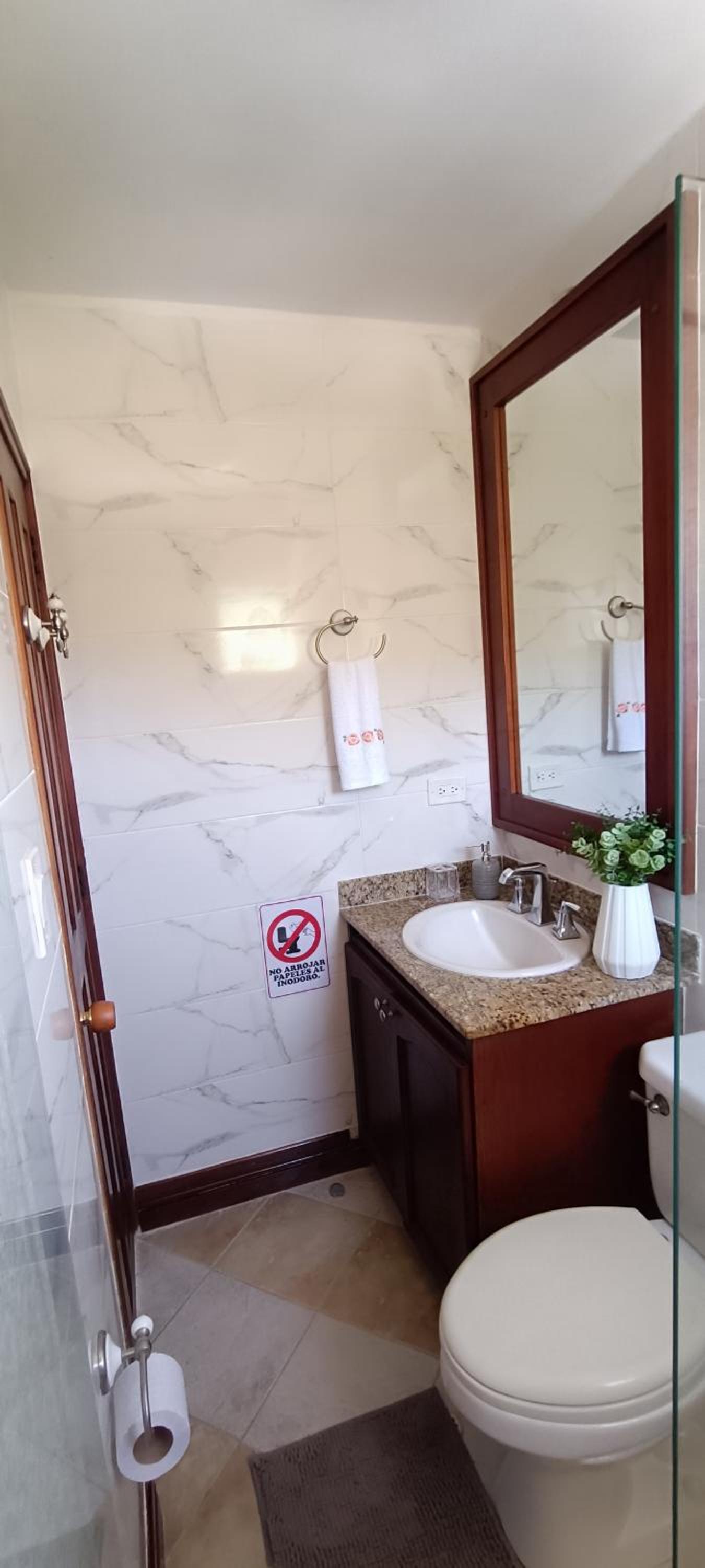 Apartamento VISTA AZUL RODADERO LAURELES 801