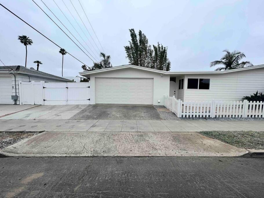 Pacific Beach Family House with Backyard AC Garage and Fast Fiber Internet view 3
