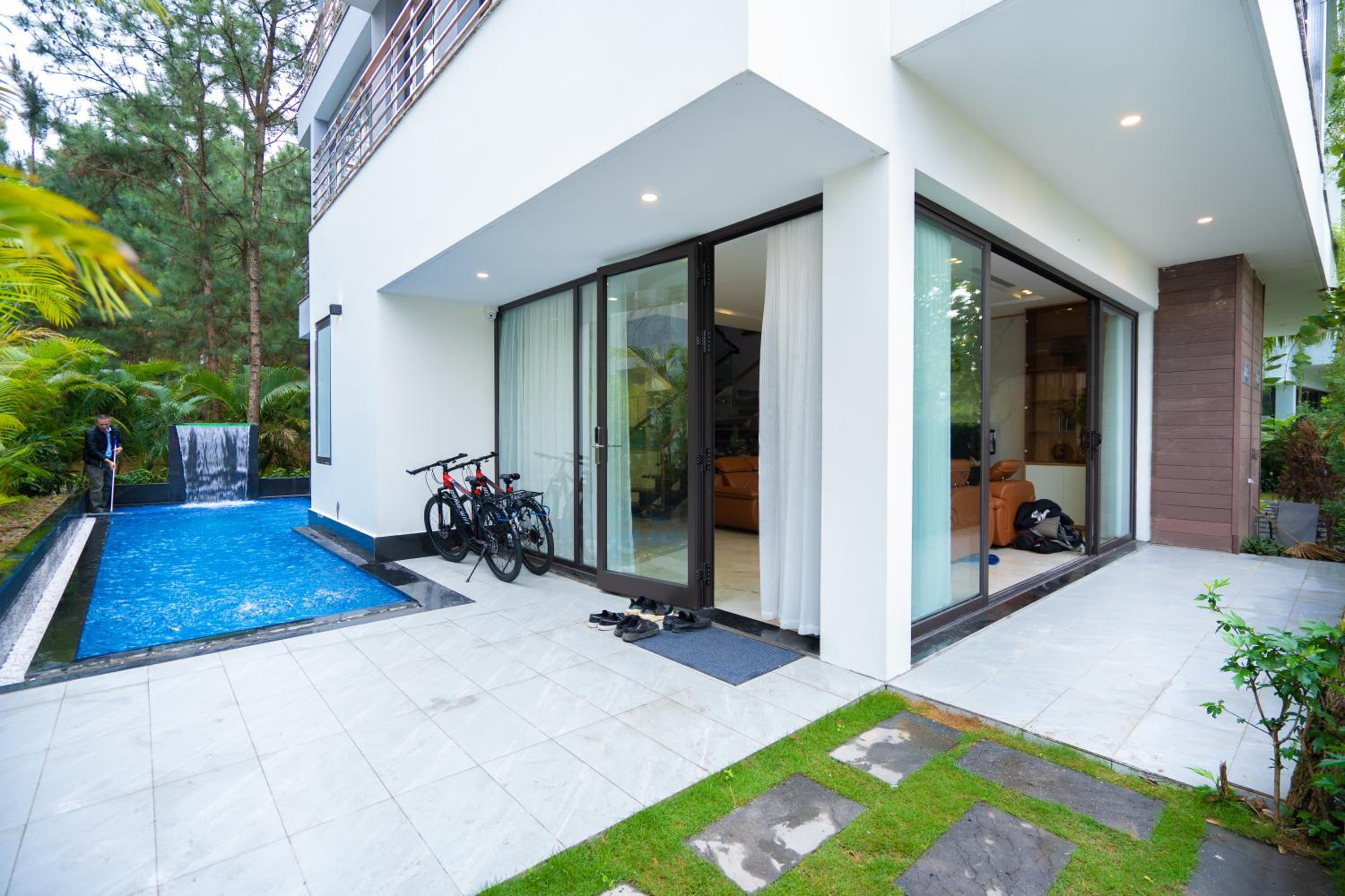 Pine Hill Villa GV17 Flamingo Dai Lai view 4