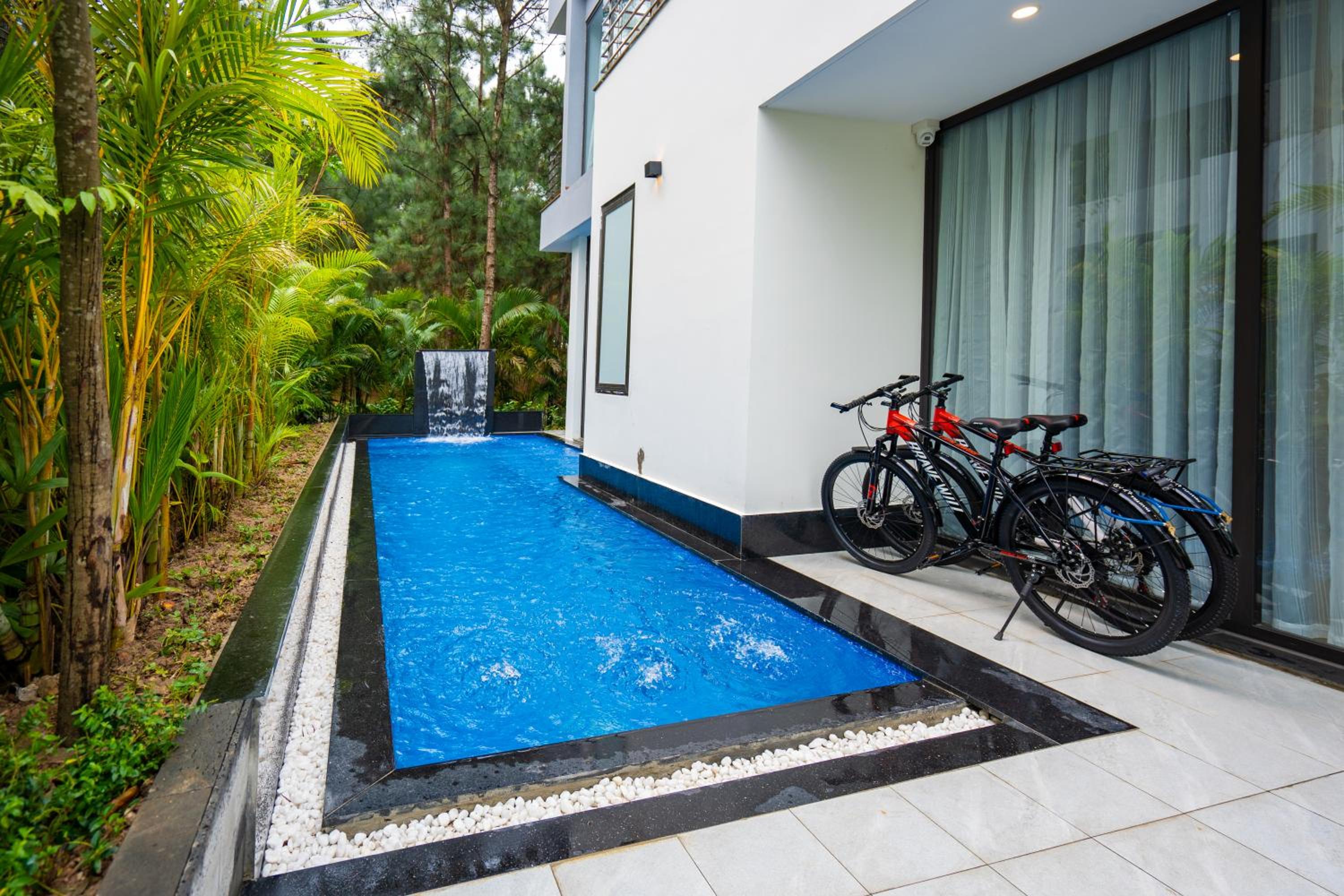 Pine Hill Villa GV17 Flamingo Dai Lai view 5
