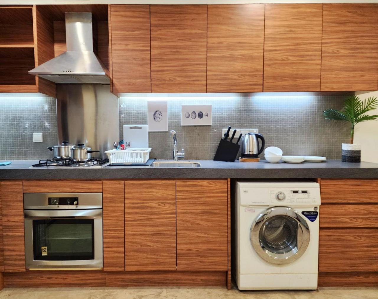 Pavilion Kuala Lumpur 1BR 4-6Pax View Menara 118 by MOJI HOME