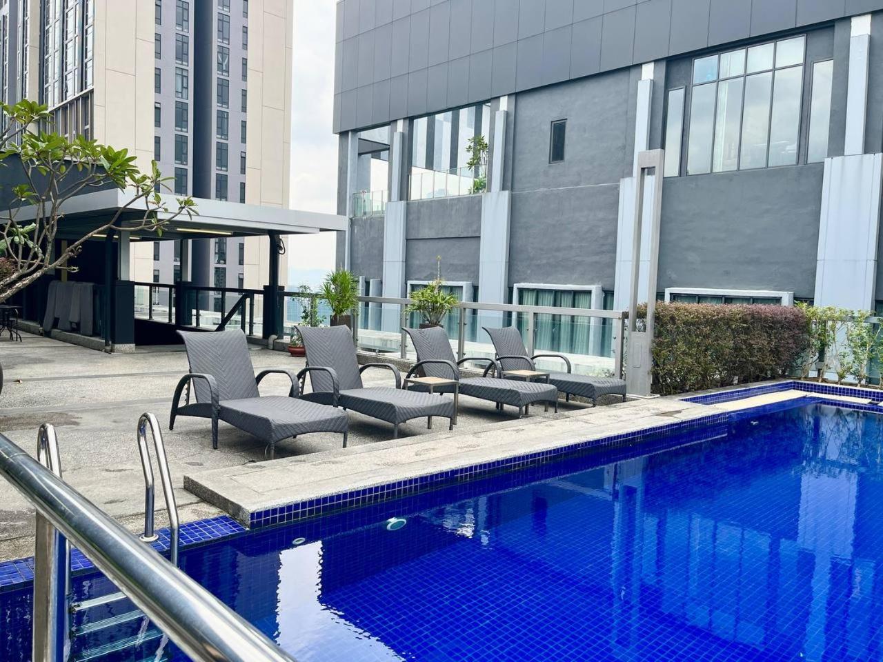 Pavilion Kuala Lumpur 1BR 4-6Pax View Menara 118 by MOJI HOME