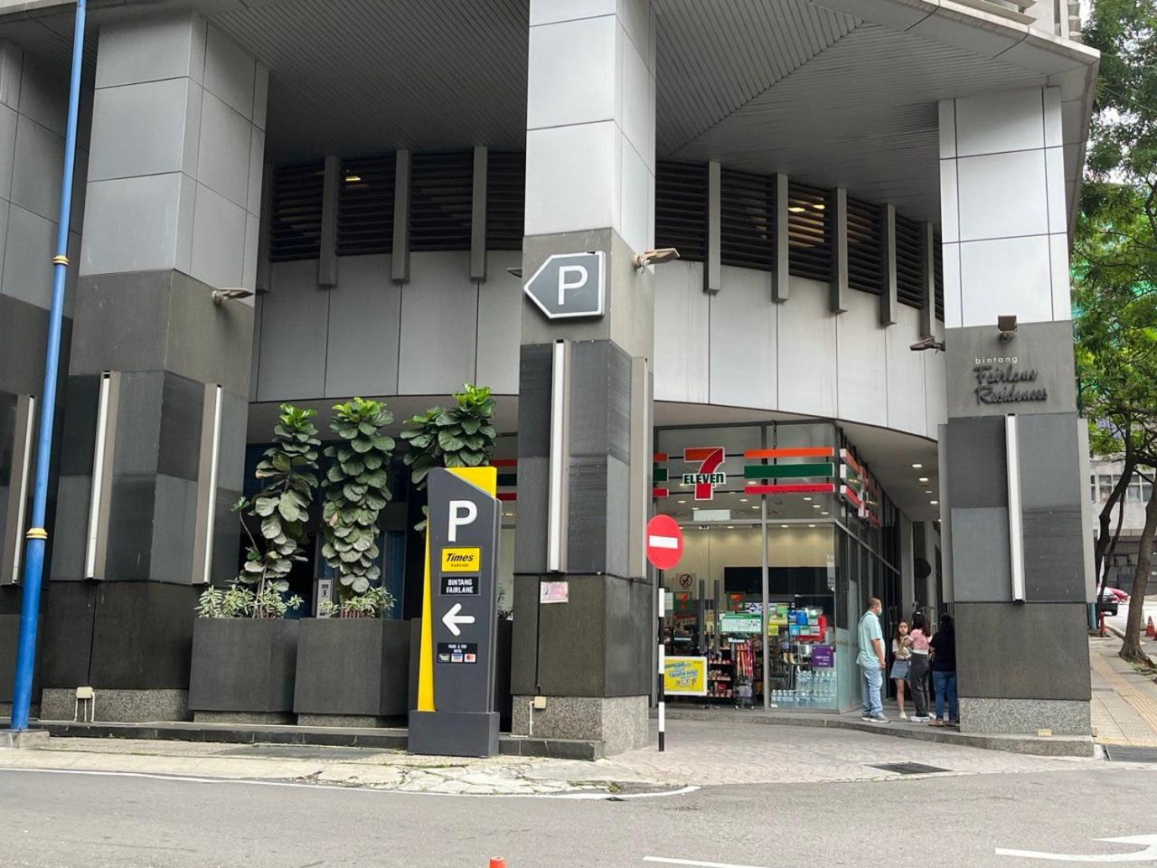 Pavilion Kuala Lumpur 1BR 4-6Pax View Menara 118 by MOJI HOME