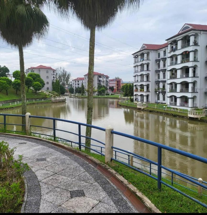 CASA VENICIA CONDO BATU CAVES photo 3