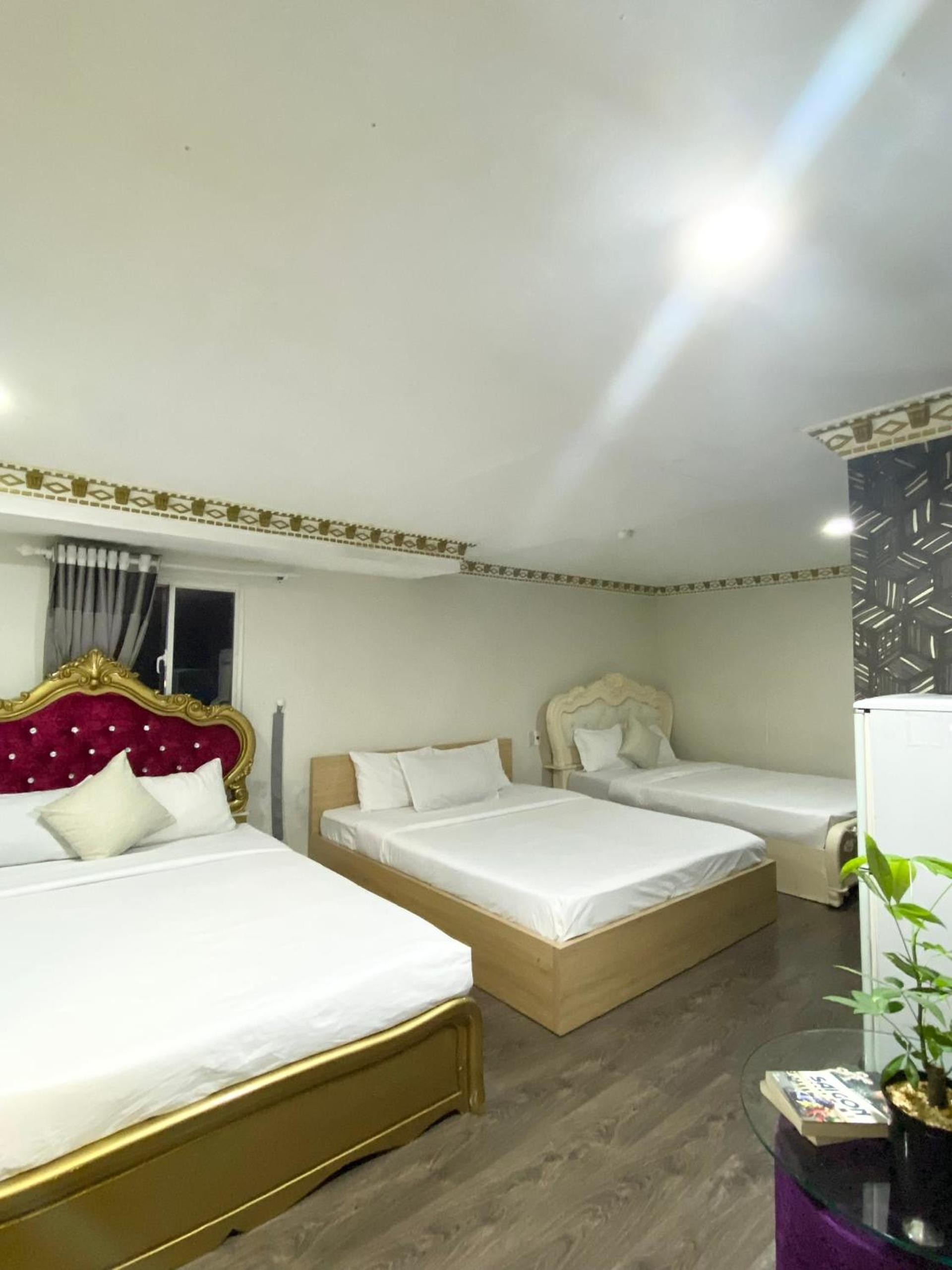 CROWNE BUI VIEN Hotel