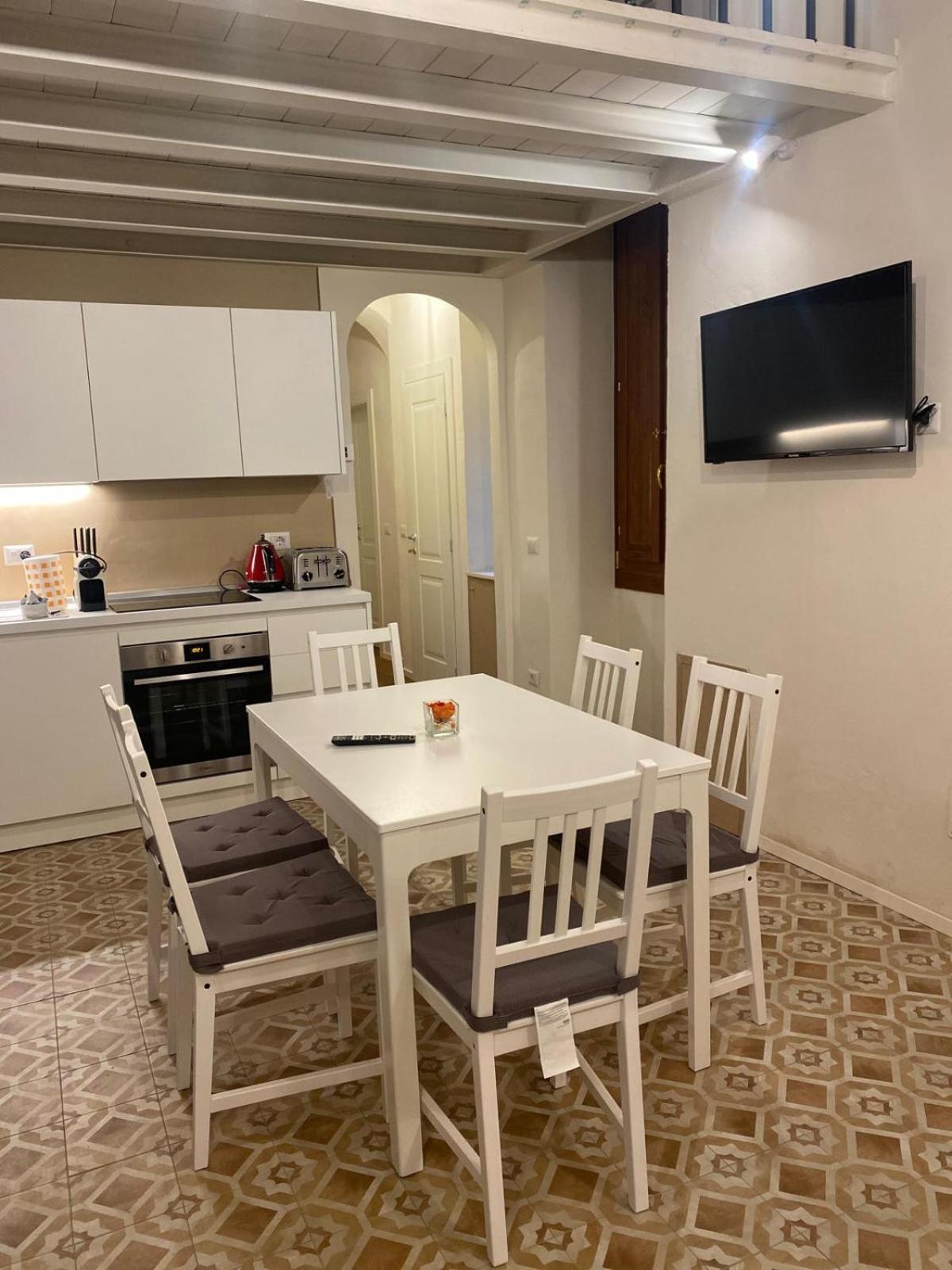 New Residenza Dei Cerchi