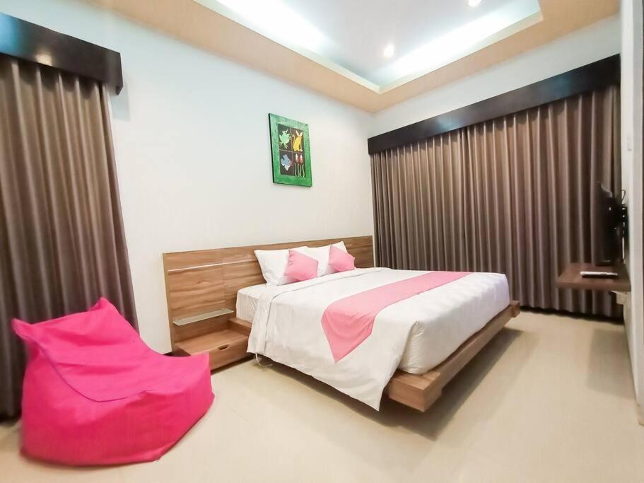 The Lavana Dzawani Villa Berawa Kuta Bali