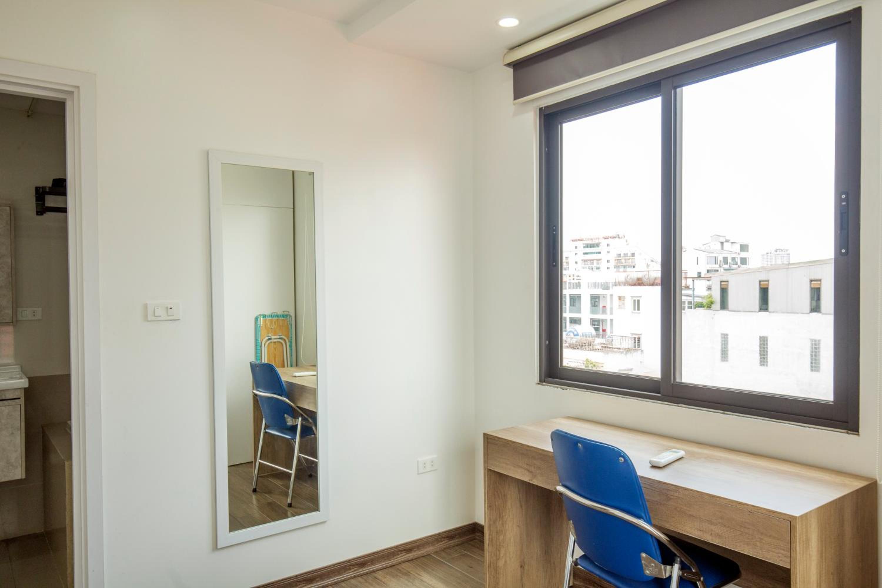 The Valley - Westlake Apartment