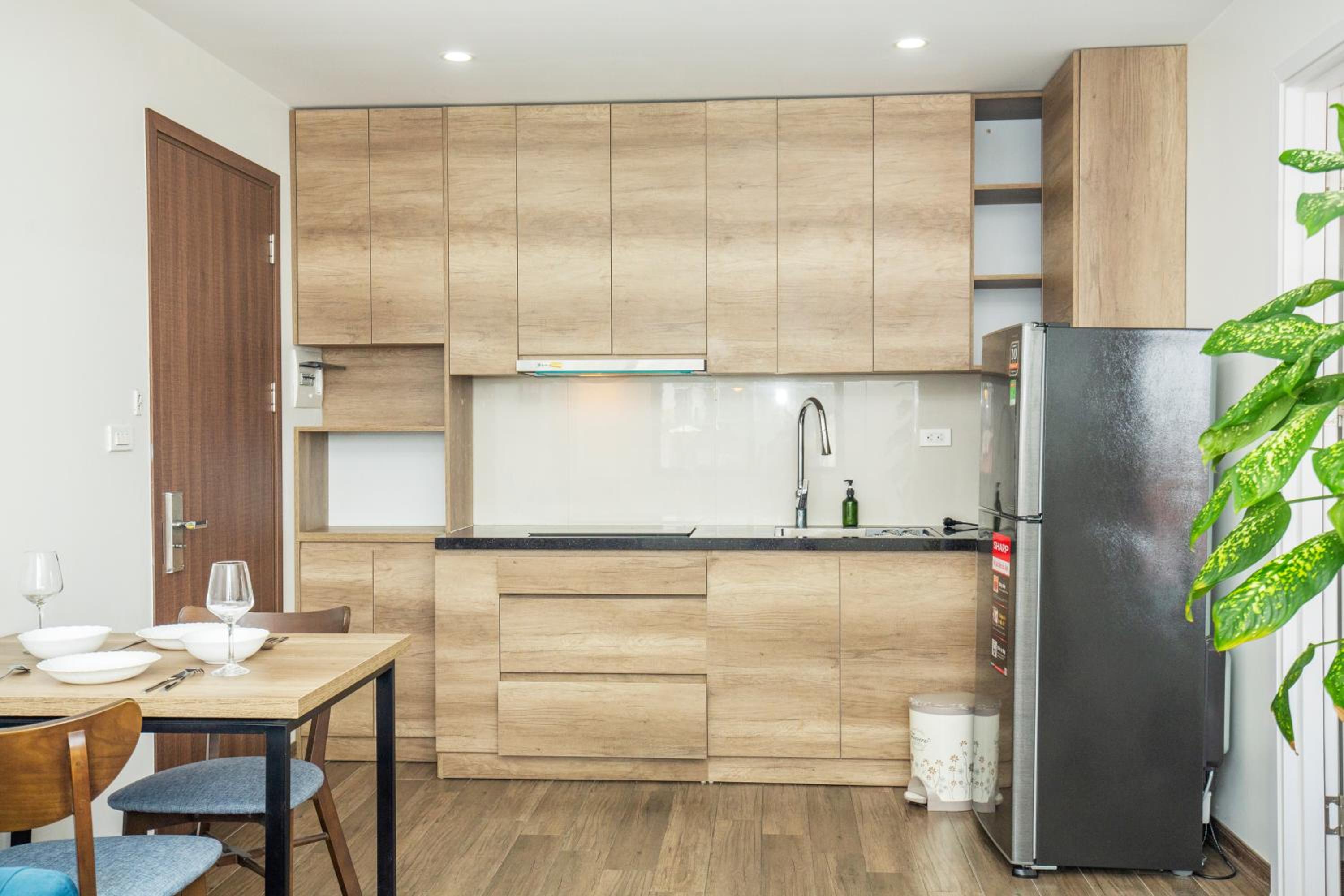 The Valley - Westlake Apartment