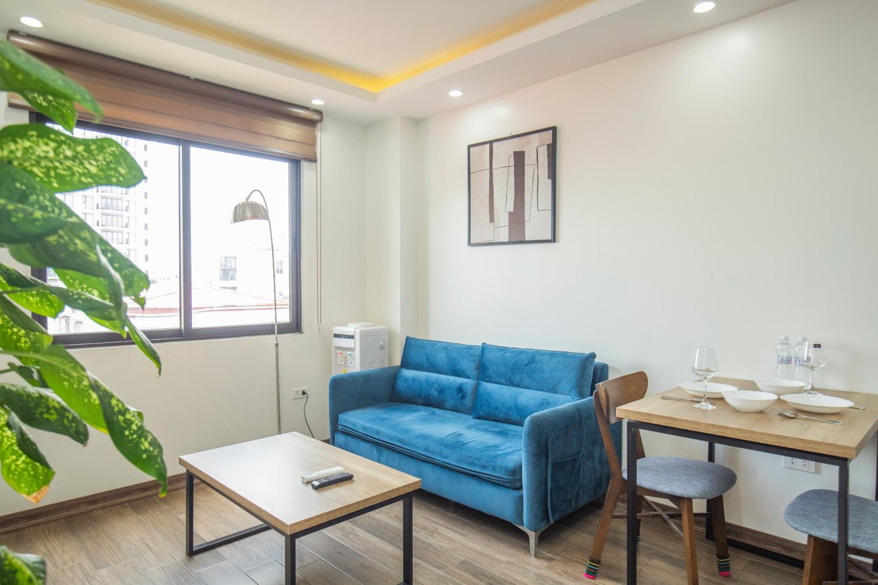 The Valley - Westlake Apartment