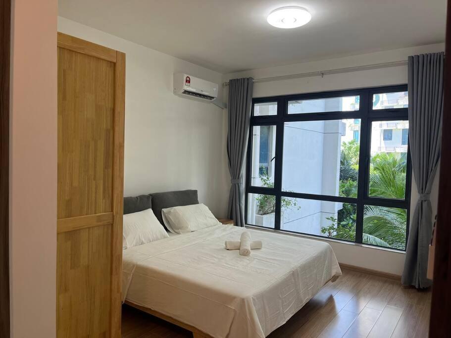 3bedroom forest city homestay