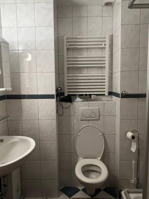 Moselblick 3 en Koblenz — bathroom