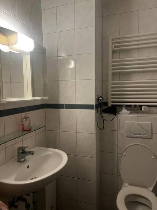 Moselblick 3 en Koblenz — bathroom