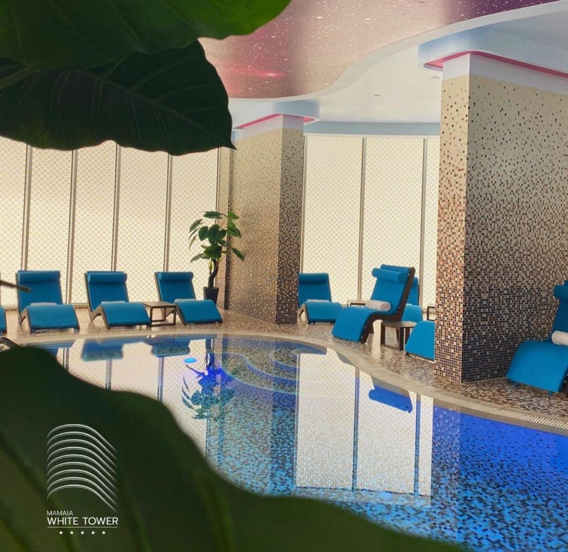 White Tower Studio Mamaia 807