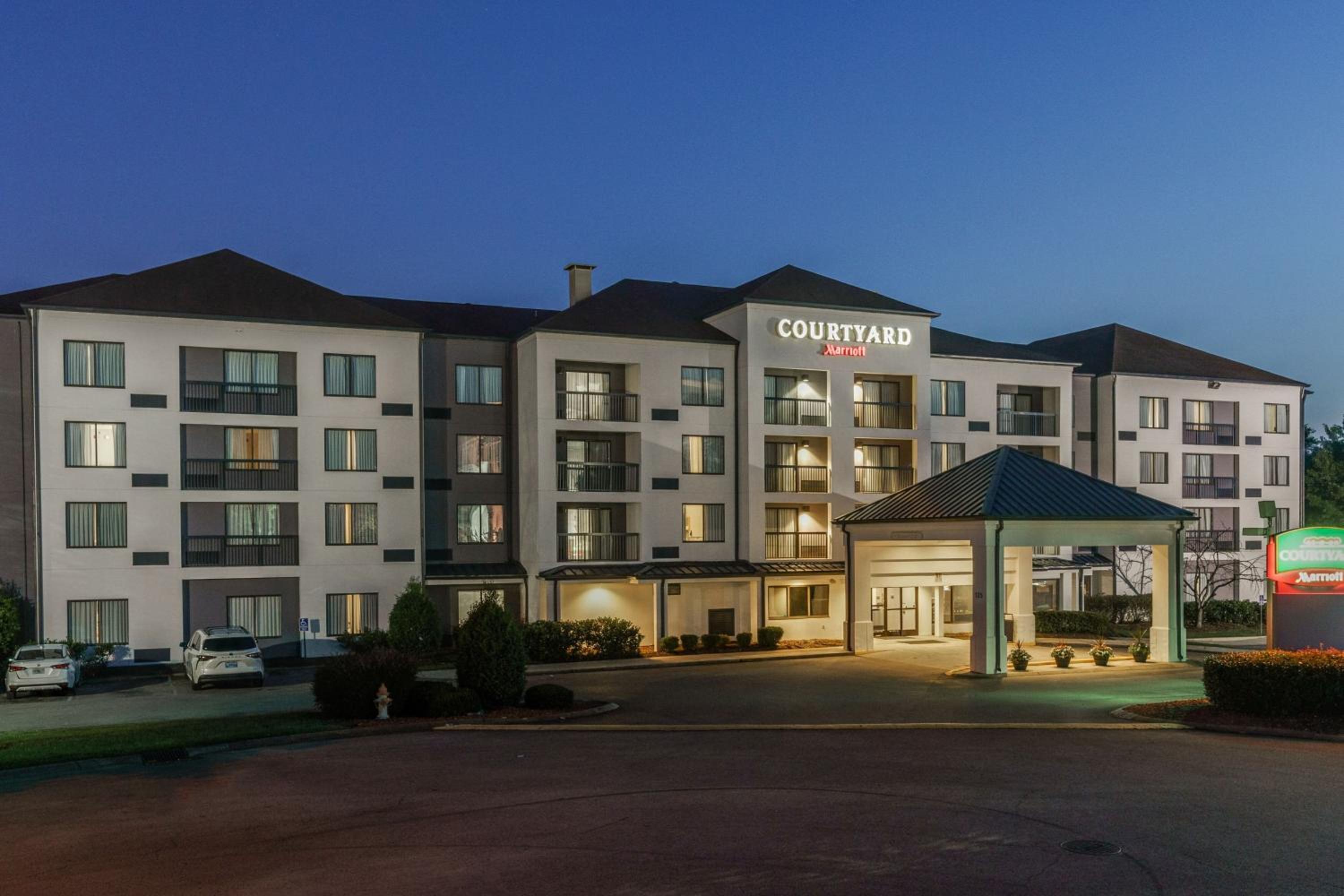 Courtyard by Marriott Nashville at Opryland - Property Image 16