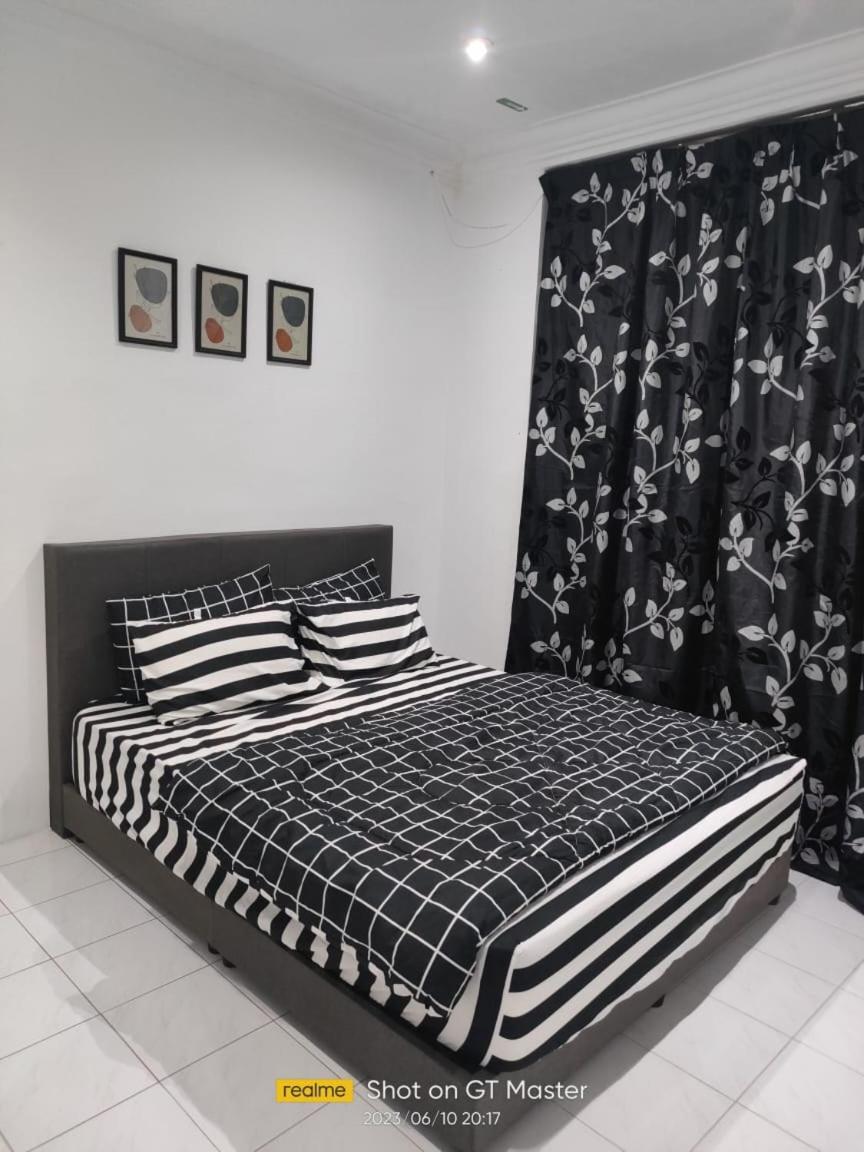 NAURAH HOMESTAY