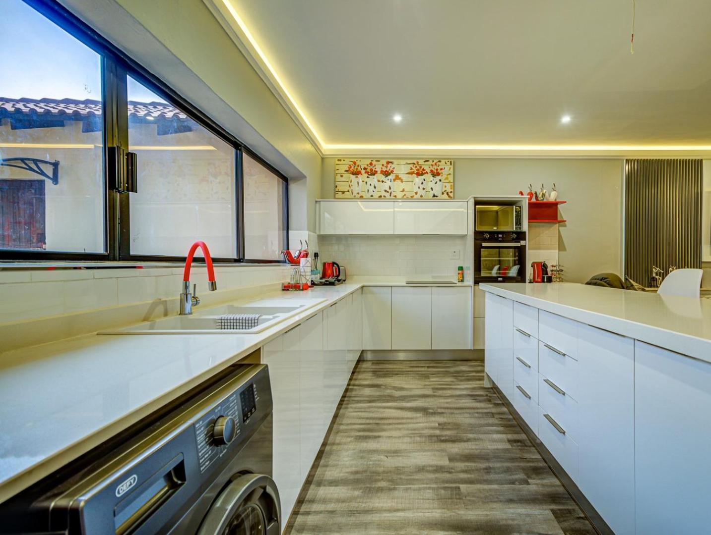 Eagle Rock Executive Guest House