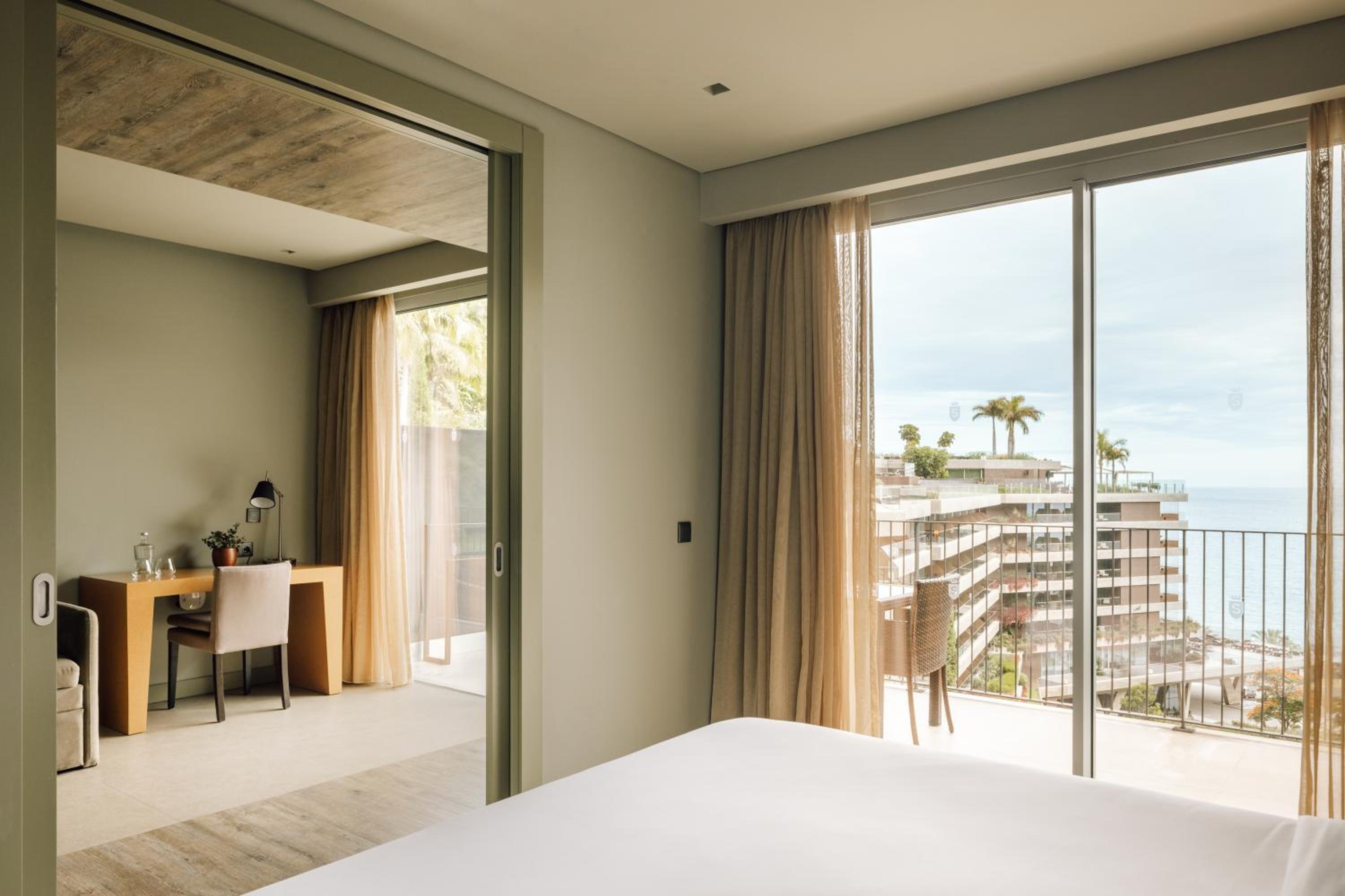 Saccharum Resort 33